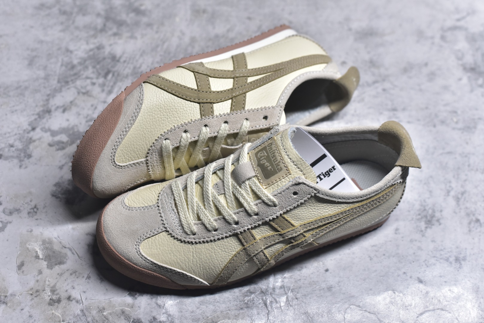 图片[7]-#Onitsuka Tiger鬼塚虎 MEXICO 66 进口皮料 一比一复刻 舒适百搭 低帮 板鞋 男女同款 T4米色 1183C076-101 尺码 35 36 37 37.5 38 39 39.5 40 40.5 41.5 42 42.5 43.5 44 44.5 45-选品中心