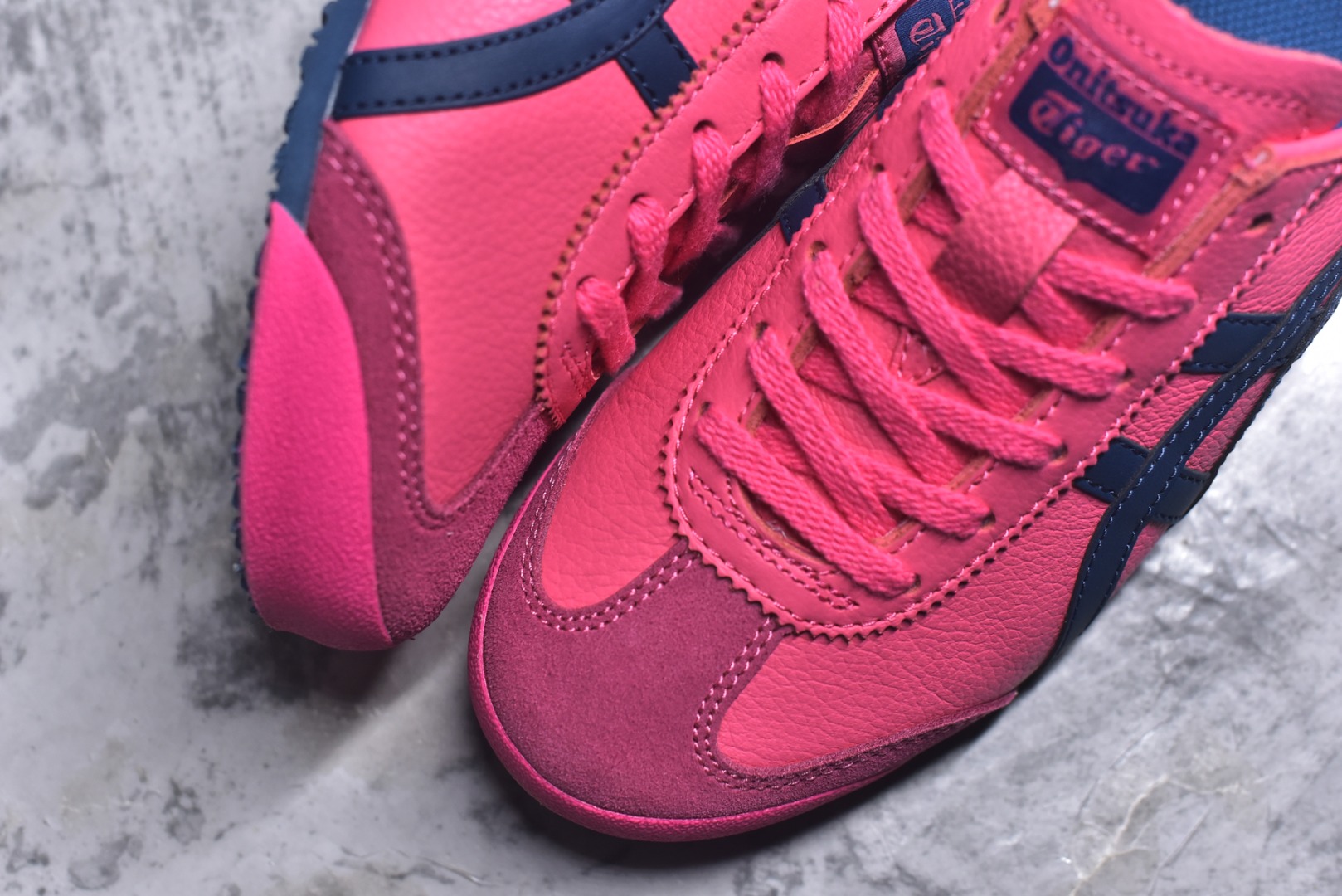 图片[8]-#Onitsuka Tiger鬼塚虎 MEXICO 66 进口皮料 一比一复刻 舒适百搭 低帮 板鞋 男女同款 T26玫红 1183B771-700 尺码 35 36 37 37.5 38 39 39.5 40 40.5 41.5 42 42.5 43.5 44 44.5 45-选品中心