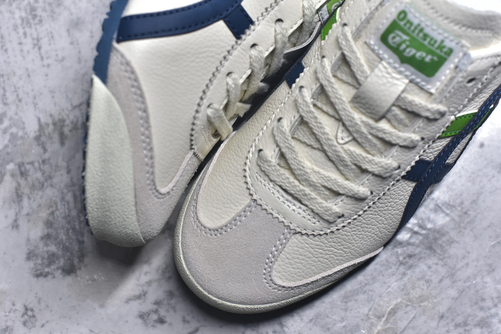 图片[8]-#Onitsuka Tiger鬼塚虎 MEXICO 66 进口皮料 一比一复刻 舒适百搭 低帮 板鞋 男女同款 T9米色蓝绿 1183A201-115 尺码 35 36 37 37.5 38 39 39.5 40 40.5 41.5 42 42.5 43.5 44 44.5 45-选品中心