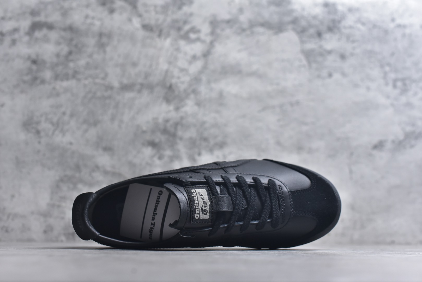 图片[4]-#Onitsuka Tiger鬼塚虎 MEXICO 66 进口皮料 一比一复刻 舒适百搭 低帮 板鞋 男女同款 T18全黑 1183C102-002 尺码 35 36 37 37.5 38 39 39.5 40 40.5 41.5 42 42.5 43.5 44 44.5 45-选品中心