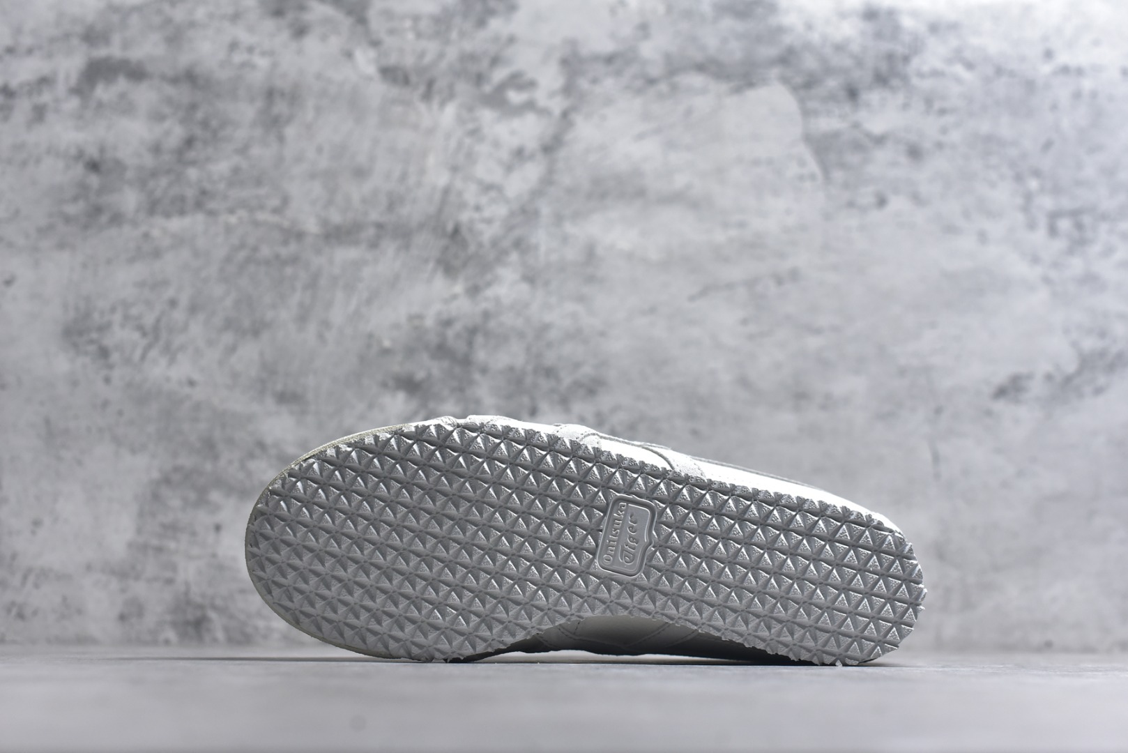 图片[6]-#Onitsuka Tiger鬼塚虎 MEXICO 66 进口皮料 一比一复刻 舒适百搭 低帮 板鞋 男女同款 T22米灰 1183A942-101 尺码 35 36 37 37.5 38 39 39.5 40 40.5 41.5 42 42.5 43.5 44 44.5 45-选品中心