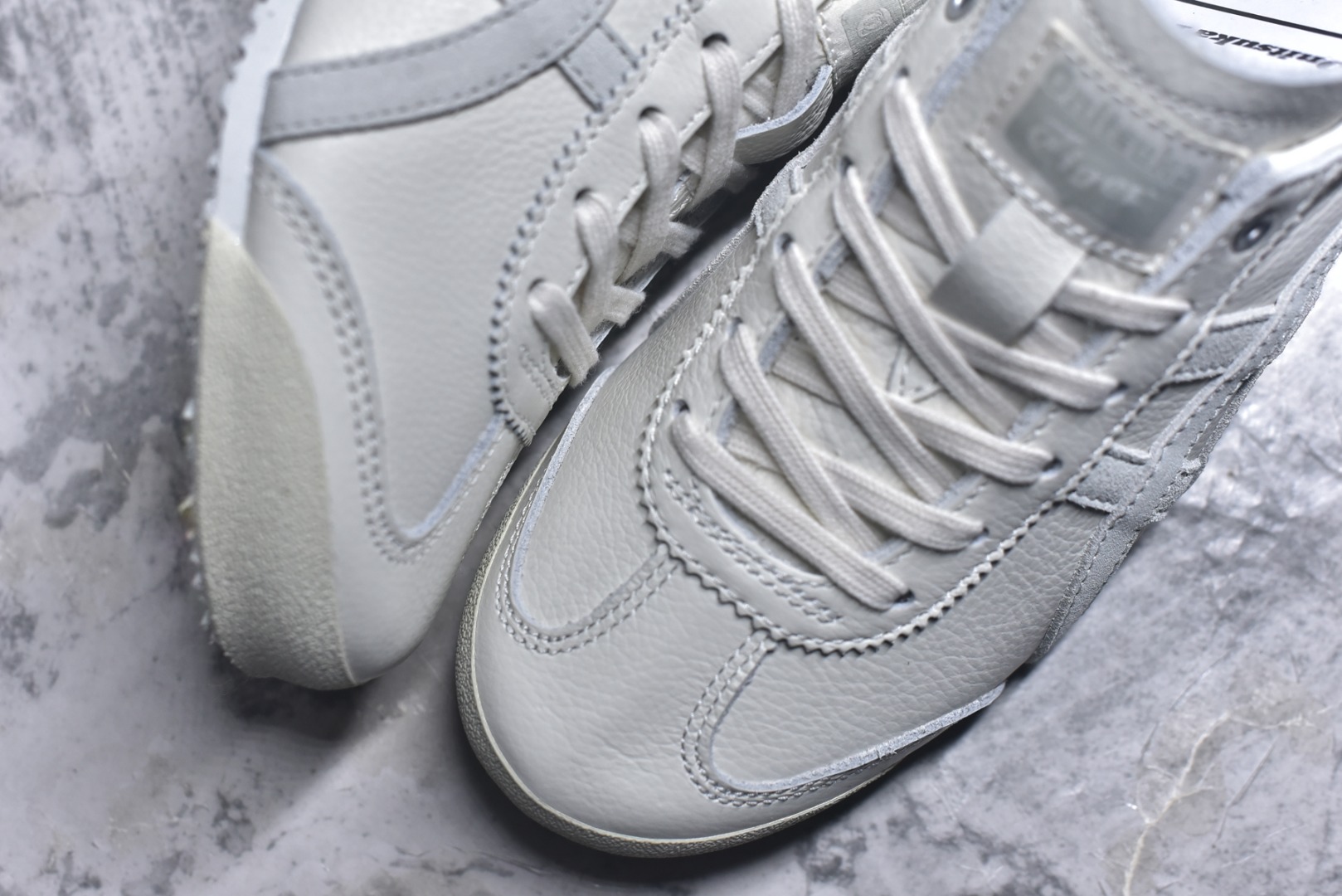 图片[8]-#Onitsuka Tiger鬼塚虎 MEXICO 66 进口皮料 一比一复刻 舒适百搭 低帮 板鞋 男女同款 T22米灰 1183A942-101 尺码 35 36 37 37.5 38 39 39.5 40 40.5 41.5 42 42.5 43.5 44 44.5 45-选品中心