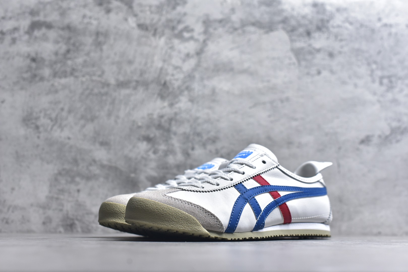 图片[2]-#Onitsuka Tiger鬼塚虎 MEXICO 66 进口皮料 一比一复刻 舒适百搭 低帮 板鞋 男女同款 T10白蓝红 DL408-0146 尺码 35 36 37 37.5 38 39 39.5 40 40.5 41.5 42 42.5 43.5 44 44.5 45-选品中心