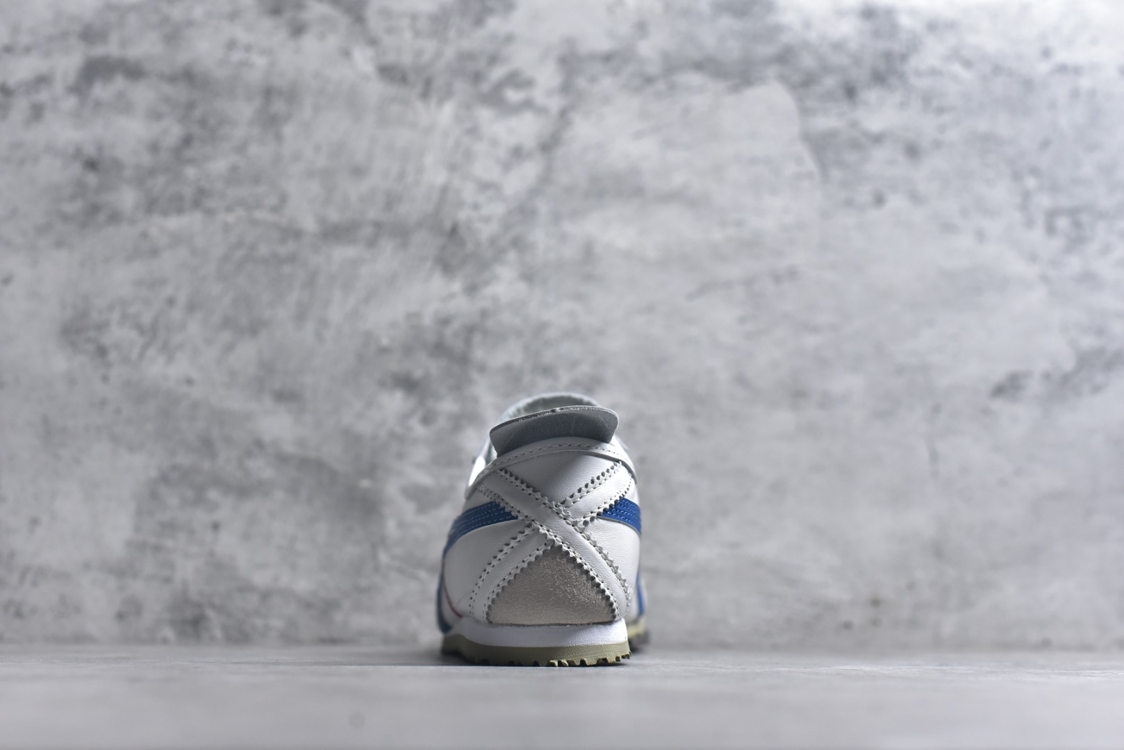 图片[5]-#Onitsuka Tiger鬼塚虎 MEXICO 66 进口皮料 一比一复刻 舒适百搭 低帮 板鞋 男女同款 T10白蓝红 DL408-0146 尺码 35 36 37 37.5 38 39 39.5 40 40.5 41.5 42 42.5 43.5 44 44.5 45-选品中心