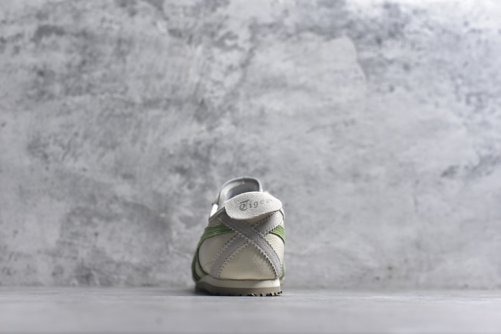 图片[5]-#Onitsuka Tiger鬼塚虎 MEXICO 66 进口皮料 一比一复刻 舒适百搭 低帮 板鞋 男女同款 T8米绿 1183B391-202 尺码 35 36 37 37.5 38 39 39.5 40 40.5 41.5 42 42.5 43.5 44 44.5 45-选品中心