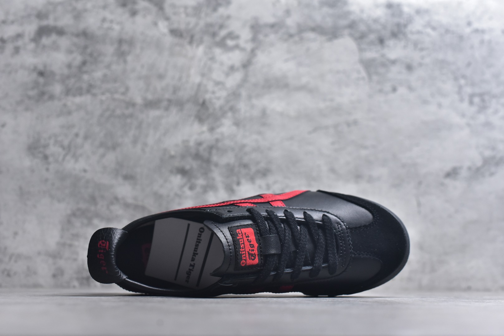 图片[4]-#Onitsuka Tiger鬼塚虎 MEXICO 66 进口皮料 一比一复刻 舒适百搭 低帮 板鞋 男女同款 T27黑红 1183C102-004 尺码 35 36 37 37.5 38 39 39.5 40 40.5 41.5 42 42.5 43.5 44 44.5 45-选品中心