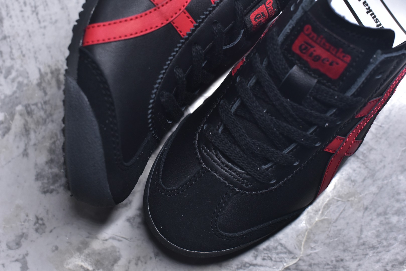 图片[8]-#Onitsuka Tiger鬼塚虎 MEXICO 66 进口皮料 一比一复刻 舒适百搭 低帮 板鞋 男女同款 T27黑红 1183C102-004 尺码 35 36 37 37.5 38 39 39.5 40 40.5 41.5 42 42.5 43.5 44 44.5 45-选品中心