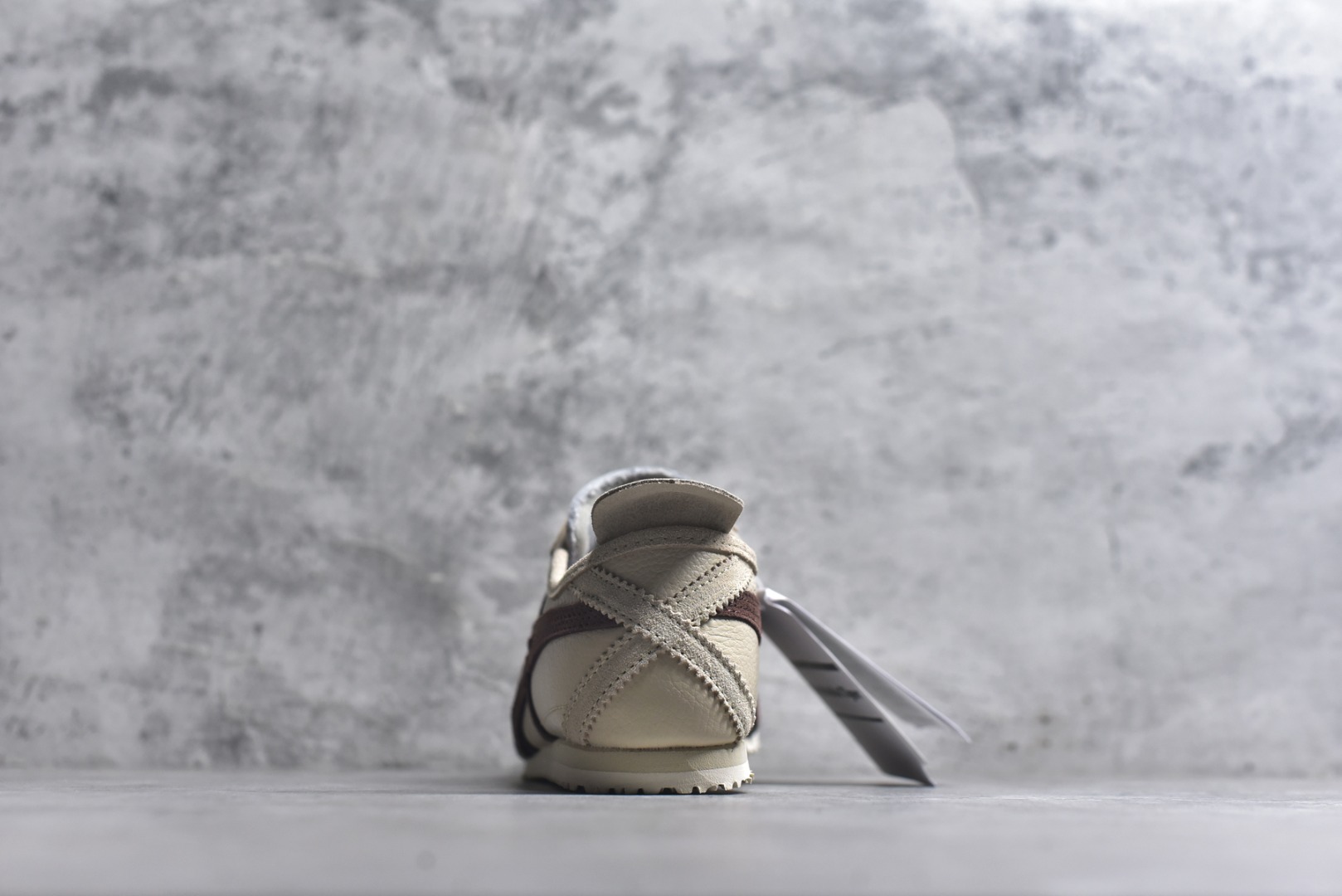 图片[5]-#Onitsuka Tiger鬼塚虎 MEXICO 66 进口皮料 一比一复刻 舒适百搭 低帮 板鞋 男女同款 T7米色咖啡 1183B391-251 尺码 35 36 37 37.5 38 39 39.5 40 40.5 41.5 42 42.5 43.5 44 44.5 45-选品中心