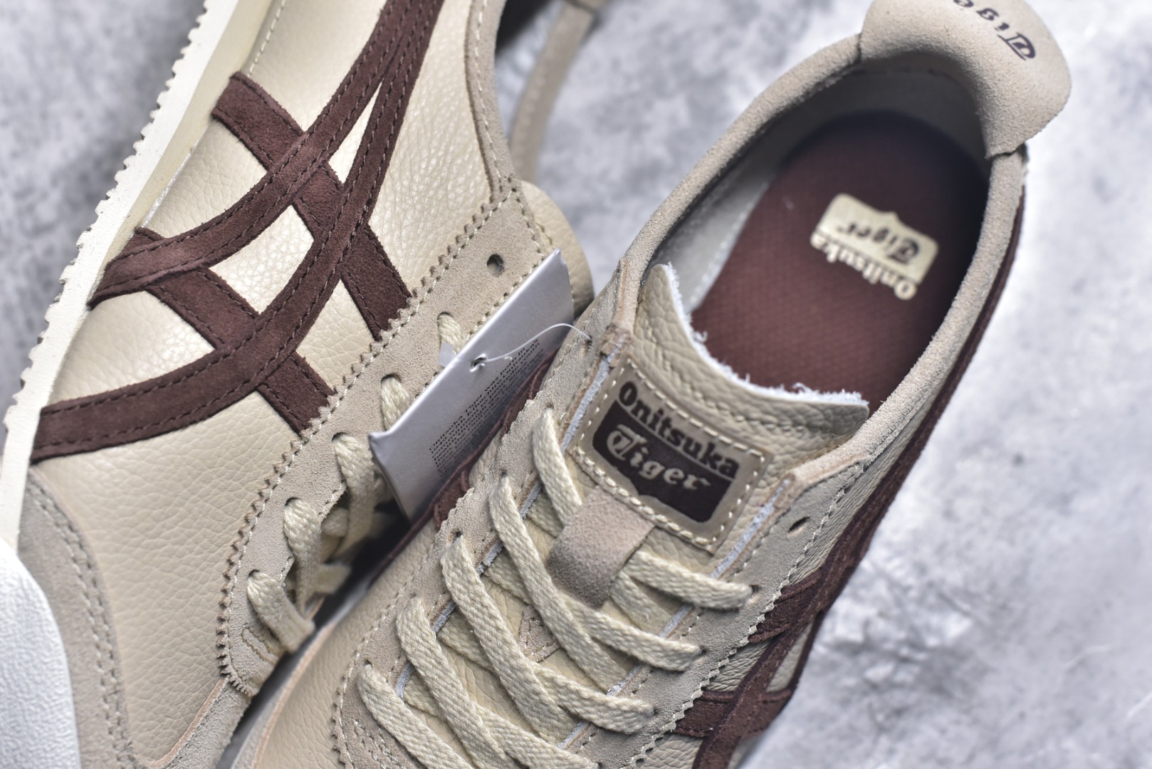 图片[9]-#Onitsuka Tiger鬼塚虎 MEXICO 66 进口皮料 一比一复刻 舒适百搭 低帮 板鞋 男女同款 T7米色咖啡 1183B391-251 尺码 35 36 37 37.5 38 39 39.5 40 40.5 41.5 42 42.5 43.5 44 44.5 45-选品中心