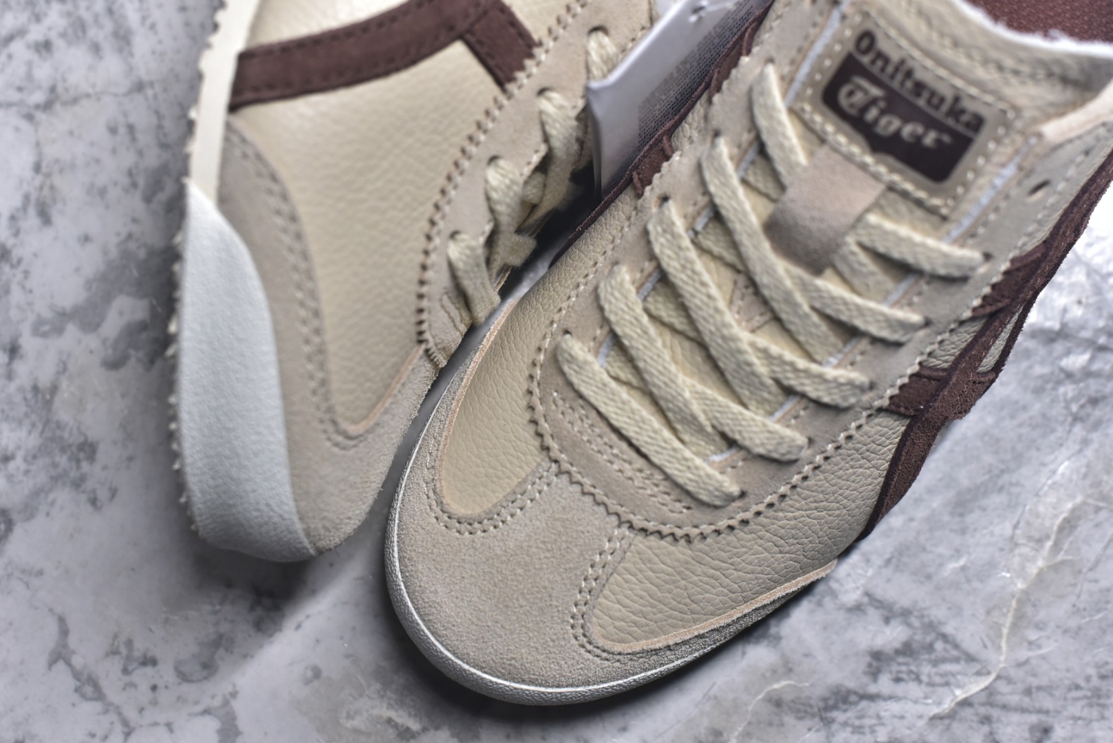 图片[8]-#Onitsuka Tiger鬼塚虎 MEXICO 66 进口皮料 一比一复刻 舒适百搭 低帮 板鞋 男女同款 T7米色咖啡 1183B391-251 尺码 35 36 37 37.5 38 39 39.5 40 40.5 41.5 42 42.5 43.5 44 44.5 45-选品中心