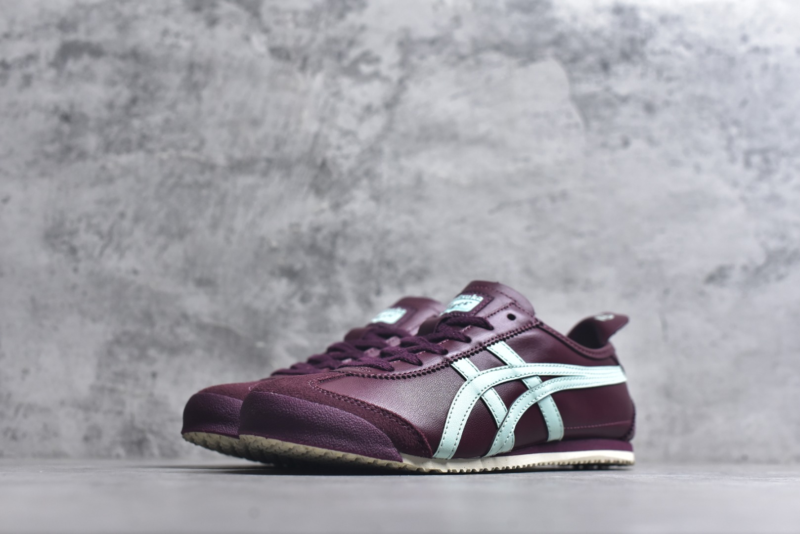 图片[2]-#Onitsuka Tiger鬼塚虎 MEXICO 66 进口皮料 一比一复刻 舒适百搭 低帮 板鞋 男女同款 T28深红 1183C102-500 尺码 35 36 37 37.5 38 39 39.5 40 40.5 41.5 42 42.5 43.5 44 44.5 45-选品中心