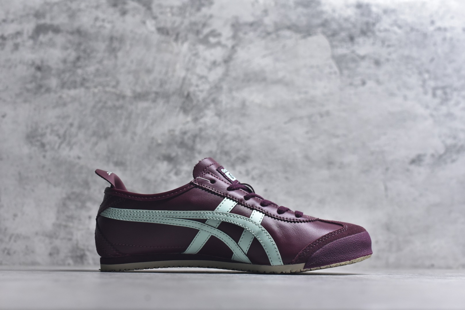 图片[3]-#Onitsuka Tiger鬼塚虎 MEXICO 66 进口皮料 一比一复刻 舒适百搭 低帮 板鞋 男女同款 T28深红 1183C102-500 尺码 35 36 37 37.5 38 39 39.5 40 40.5 41.5 42 42.5 43.5 44 44.5 45-选品中心