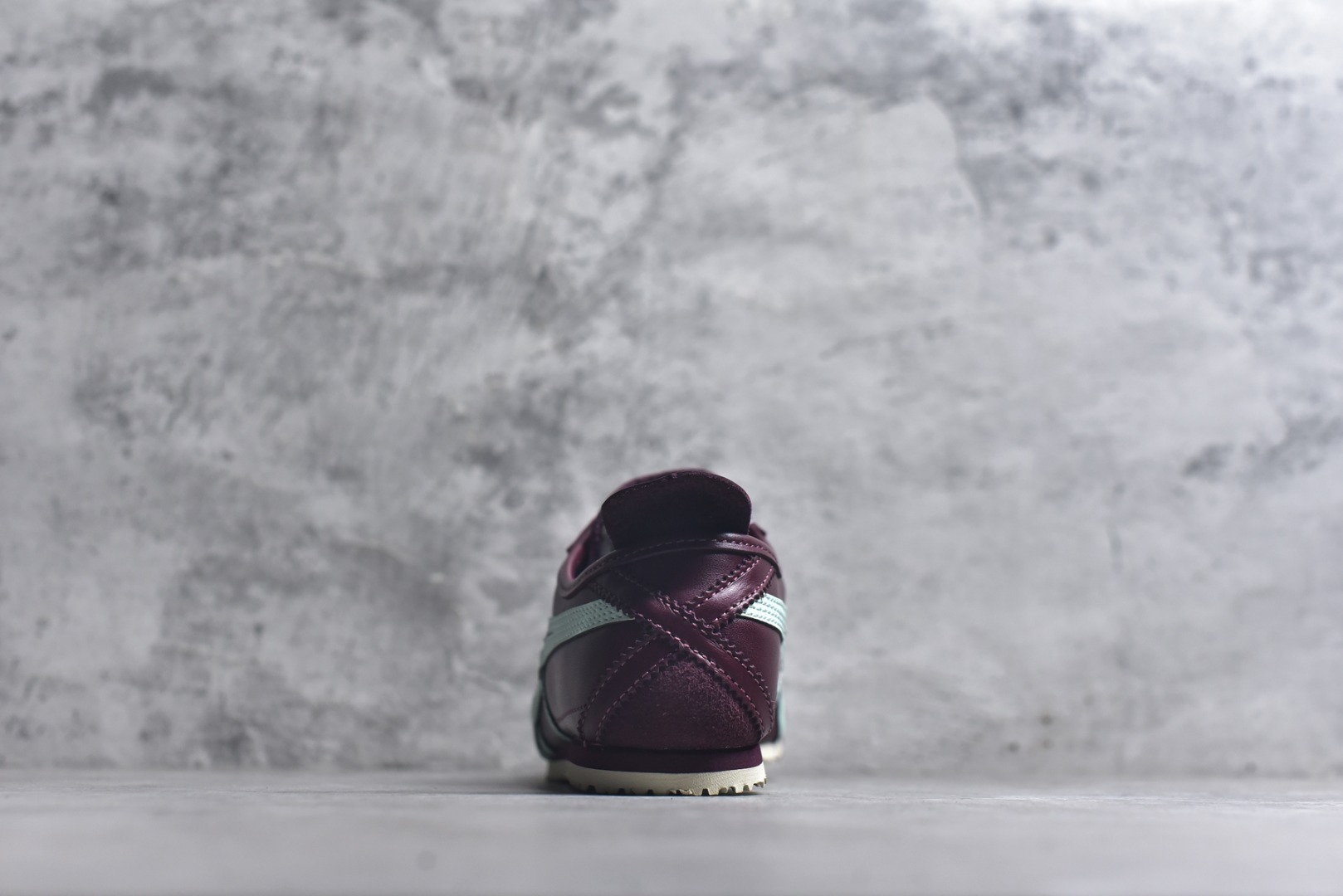 图片[5]-#Onitsuka Tiger鬼塚虎 MEXICO 66 进口皮料 一比一复刻 舒适百搭 低帮 板鞋 男女同款 T28深红 1183C102-500 尺码 35 36 37 37.5 38 39 39.5 40 40.5 41.5 42 42.5 43.5 44 44.5 45-选品中心