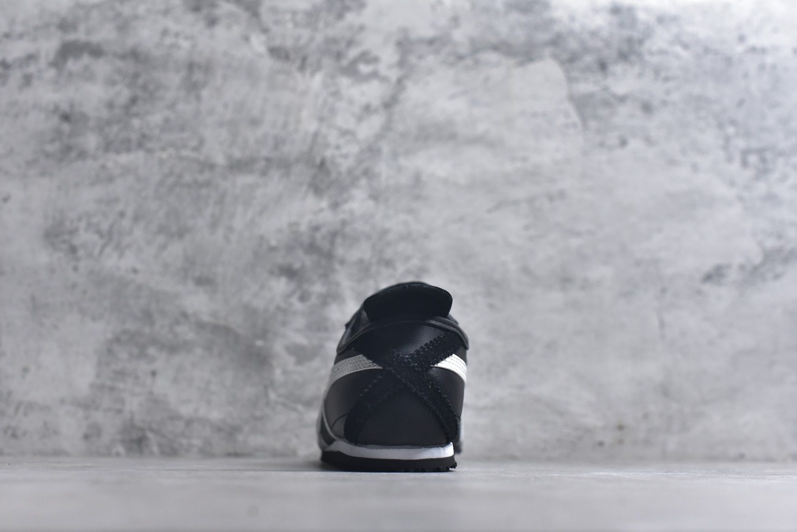 图片[5]-#Onitsuka Tiger鬼塚虎 MEXICO 66 进口皮料 一比一复刻 舒适百搭 低帮 板鞋 男女同款 T17黑白 1183C102-001 尺码 35 36 37 37.5 38 39 39.5 40 40.5 41.5 42 42.5 43.5 44 44.5 45-选品中心