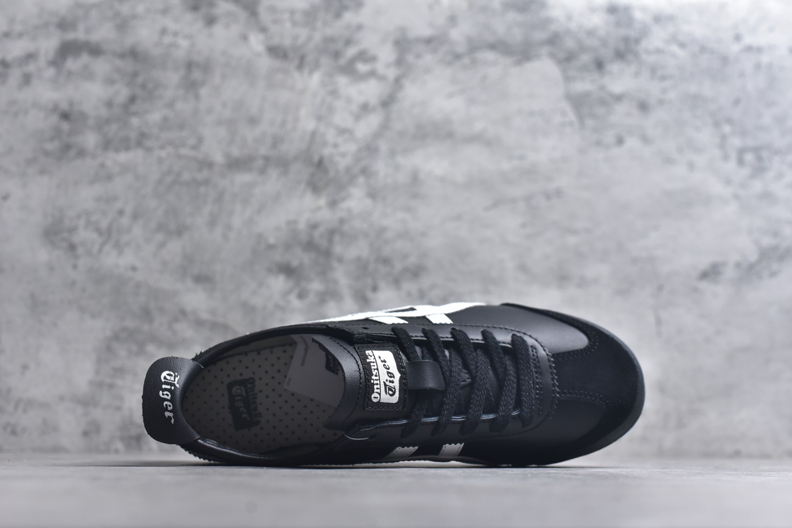 图片[4]-#Onitsuka Tiger鬼塚虎 MEXICO 66 进口皮料 一比一复刻 舒适百搭 低帮 板鞋 男女同款 T17黑白 1183C102-001 尺码 35 36 37 37.5 38 39 39.5 40 40.5 41.5 42 42.5 43.5 44 44.5 45-选品中心