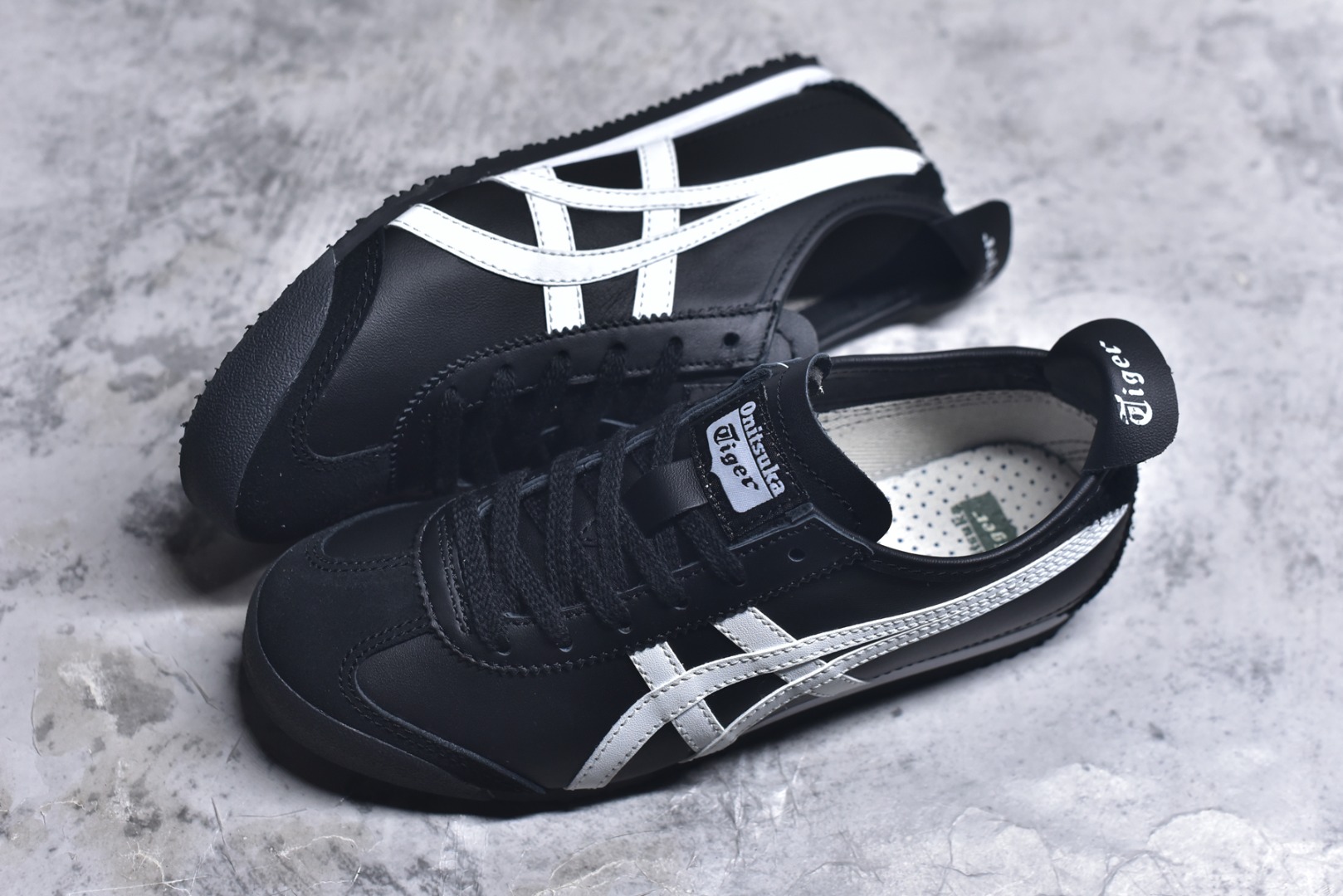 图片[7]-#Onitsuka Tiger鬼塚虎 MEXICO 66 进口皮料 一比一复刻 舒适百搭 低帮 板鞋 男女同款 T17黑白 1183C102-001 尺码 35 36 37 37.5 38 39 39.5 40 40.5 41.5 42 42.5 43.5 44 44.5 45-选品中心