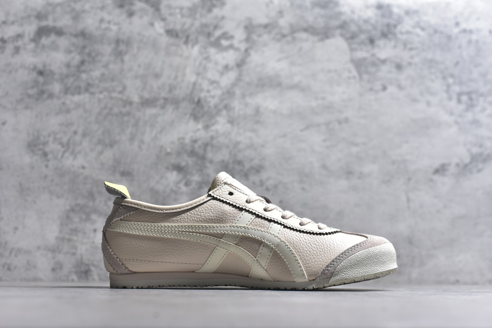 图片[3]-#Onitsuka Tiger鬼塚虎 MEXICO 66 进口皮料 一比一复刻 舒适百搭 低帮 板鞋 男女同款 T25粉色 1183B771-702 尺码 35 36 37 37.5 38 39 39.5 40 40.5 41.5 42 42.5 43.5 44 44.5 45-选品中心