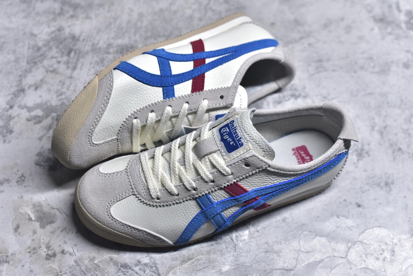 图片[7]-#Onitsuka Tiger鬼塚虎 MEXICO 66 进口皮料 一比一复刻 舒适百搭 低帮 板鞋 男女同款 T13米白蓝红 TH2J4L-0142 尺码 35 36 37 37.5 38 39 39.5 40 40.5 41.5 42 42.5 43.5 44 44.5 45-选品中心