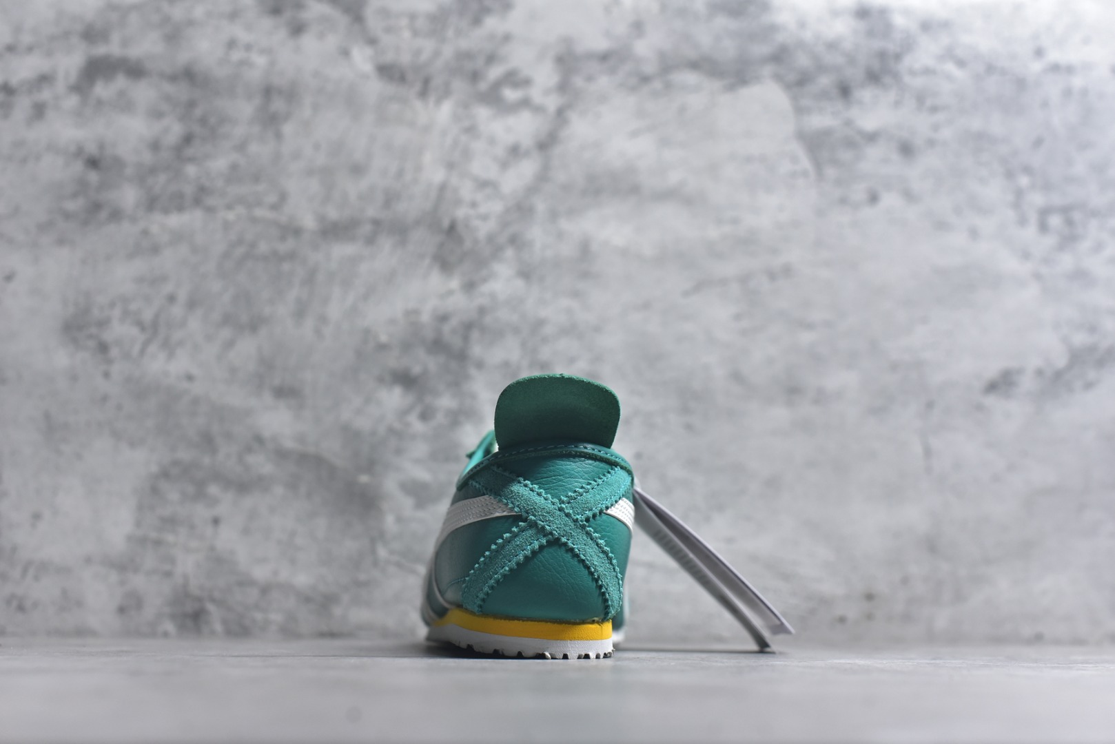 图片[5]-#Onitsuka Tiger鬼塚虎 MEXICO 66 进口皮料 一比一复刻 舒适百搭 低帮 板鞋 男女同款 T23绿白 1183B771-300尺码 35 36 37 37.5 38 39 39.5 40 40.5 41.5 42 42.5 43.5 44 44.5 45-选品中心