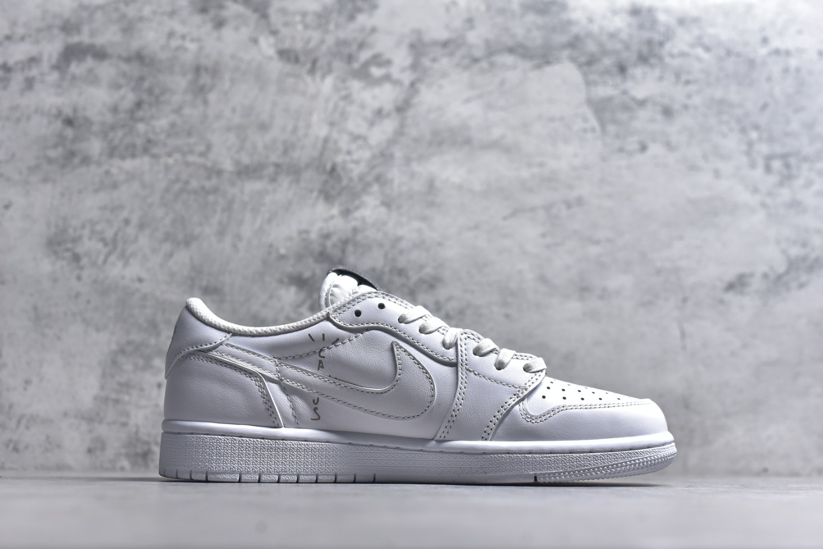 图片[3]-#乔1 低帮倒钩 全白 TD1228-111 男女鞋 36 36.5 37.5 38 38.5 39 40 40.5 41 42 42.5 43 44 44.5 45 46 47.5-选品中心