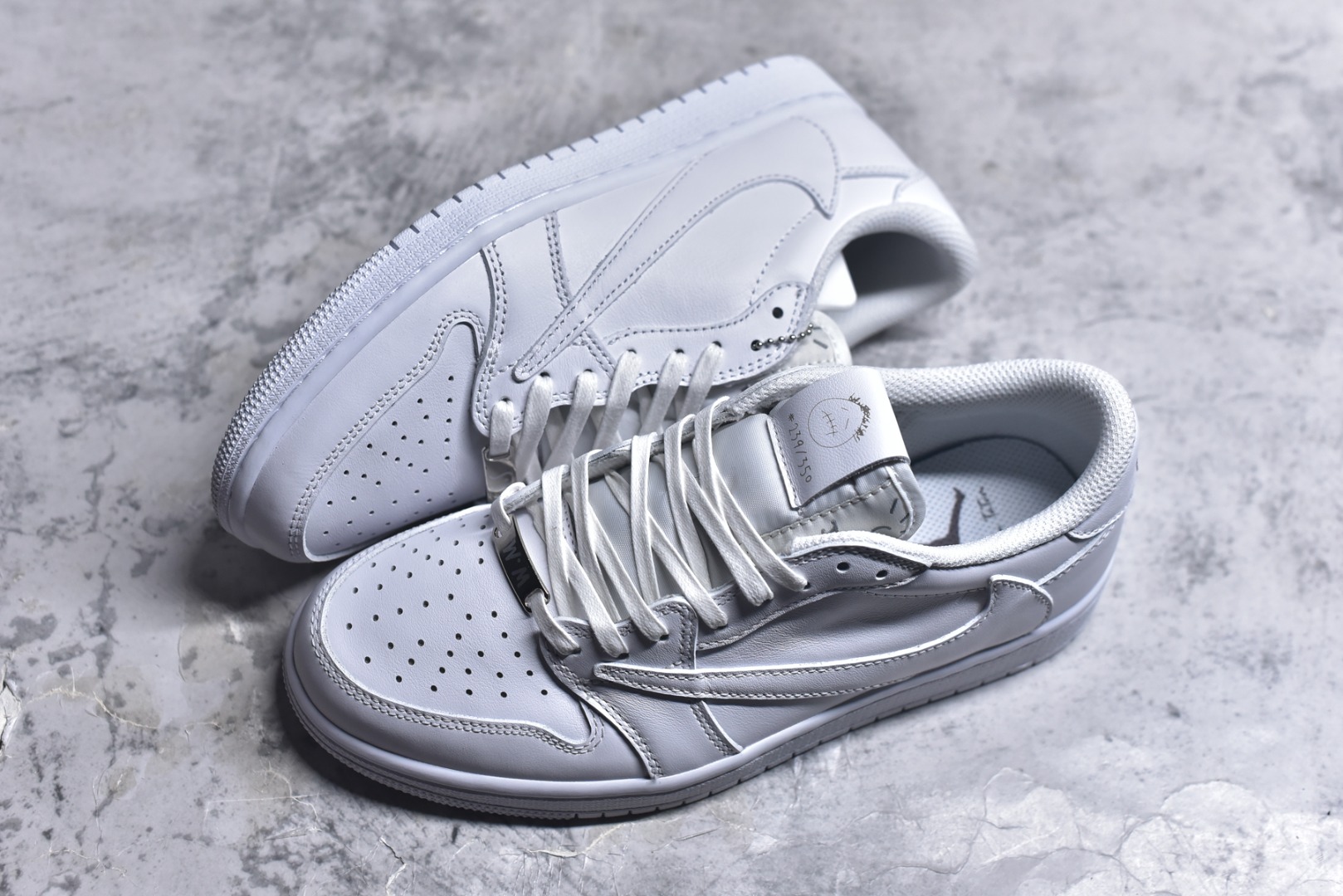 图片[7]-#乔1 低帮倒钩 全白 TD1228-111 男女鞋 36 36.5 37.5 38 38.5 39 40 40.5 41 42 42.5 43 44 44.5 45 46 47.5-选品中心