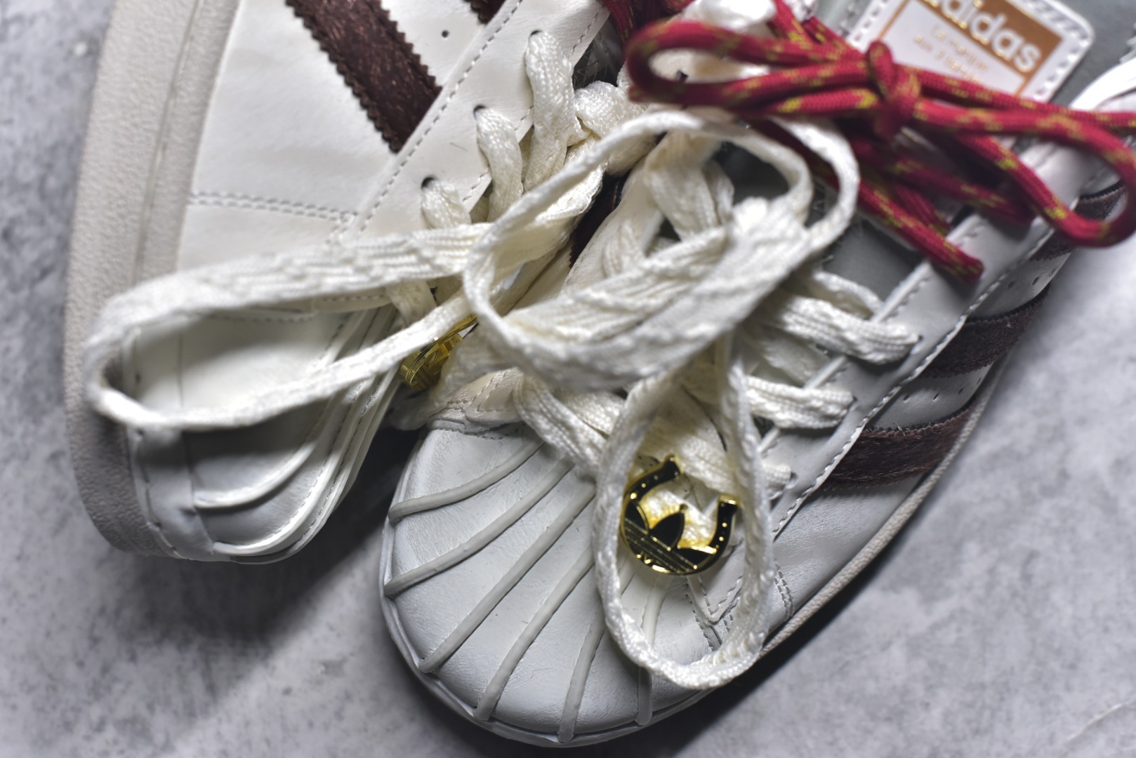 图片[8]-#Adidas Originals Superstar 马年限定 CNY新年款 贝壳头系列 阿迪达斯 低帮经典百搭休闲运动板鞋 货号： KJ6293 尺码：35-45（半）-选品中心