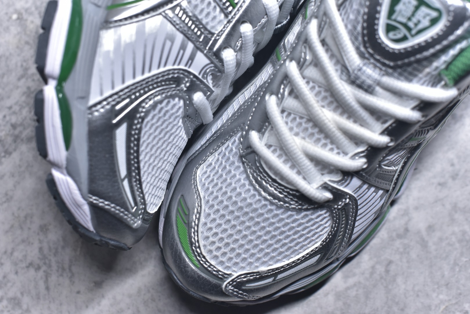 图片[8]-#Asics Gel-Kayano 12.1 亚瑟士 运动休闲透气专业跑鞋 采用工程弹性双层再生针织密度鞋面材质 后跟3D可视GEL缓震乳胶物料 升级FF BLAST PLUS全新缓震中底部位科技材质 外置高耐磨橡胶外底 稳步升级 跑出节奏 货号：1203A759-100 尺码：36-47-选品中心