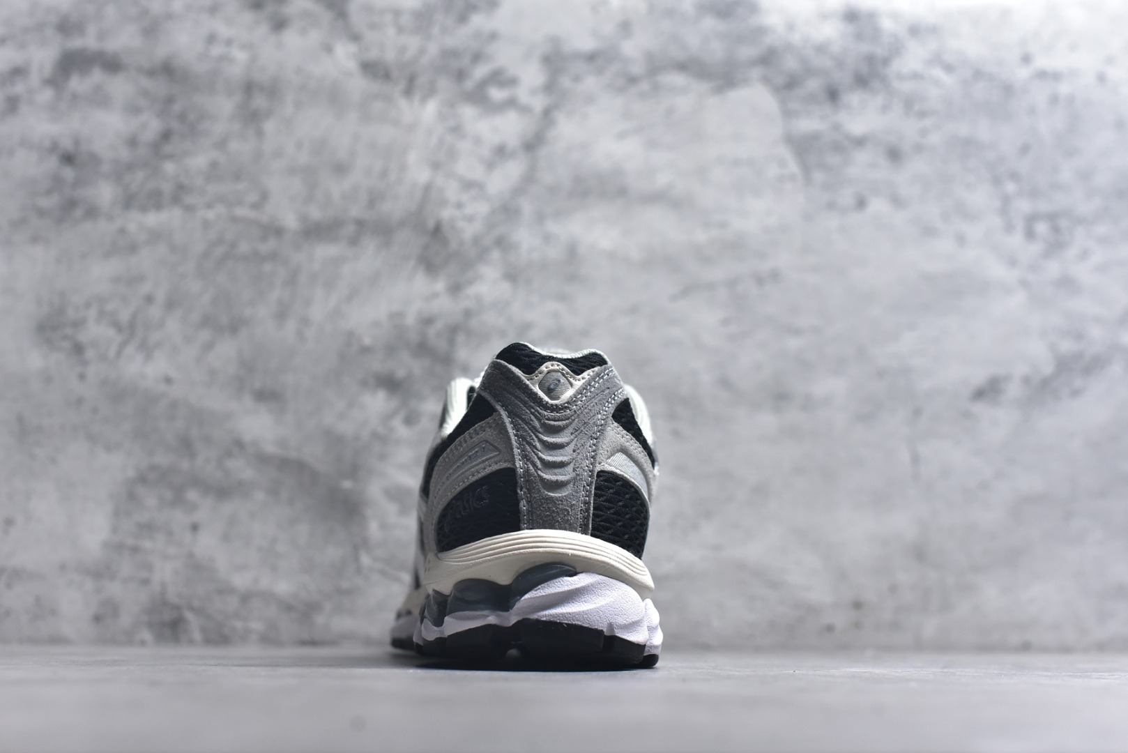 图片[5]-#Asics Gel-Kayano 12.1 亚瑟士 运动休闲透气专业跑鞋 采用工程弹性双层再生针织密度鞋面材质 后跟3D可视GEL缓震乳胶物料 升级FF BLAST PLUS全新缓震中底部位科技材质 外置高耐磨橡胶外底 稳步升级 跑出节奏 货号：1203A846-020 尺码：36-47-选品中心