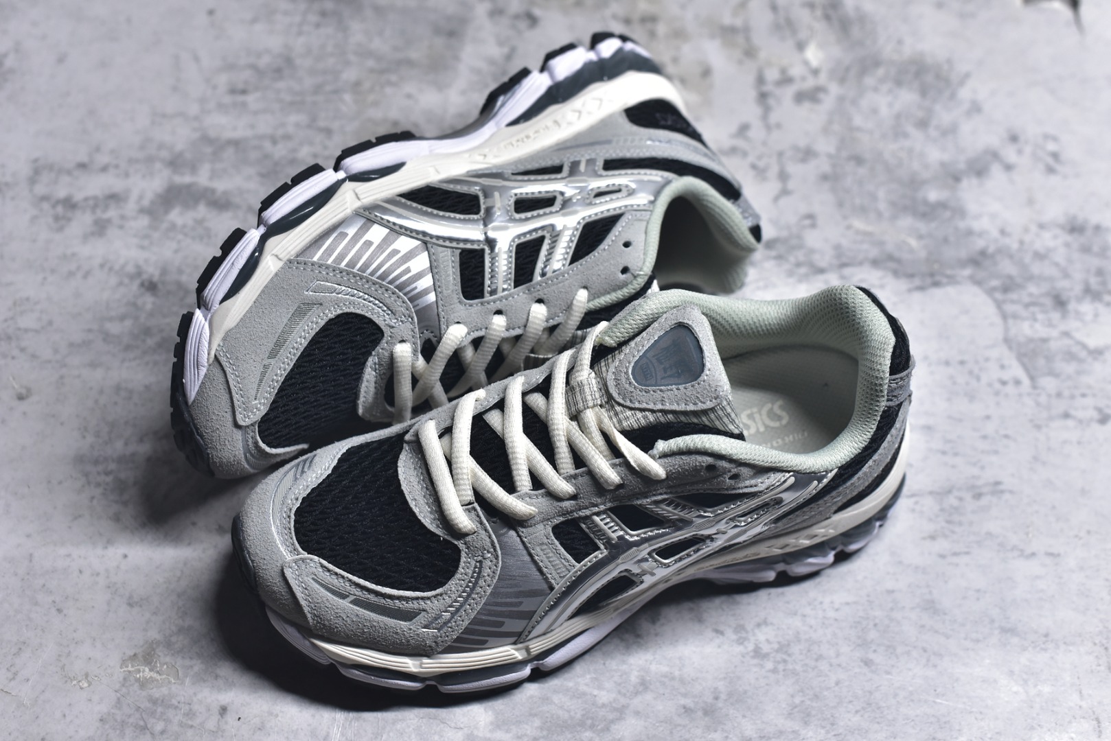 图片[7]-#Asics Gel-Kayano 12.1 亚瑟士 运动休闲透气专业跑鞋 采用工程弹性双层再生针织密度鞋面材质 后跟3D可视GEL缓震乳胶物料 升级FF BLAST PLUS全新缓震中底部位科技材质 外置高耐磨橡胶外底 稳步升级 跑出节奏 货号：1203A846-020 尺码：36-47-选品中心