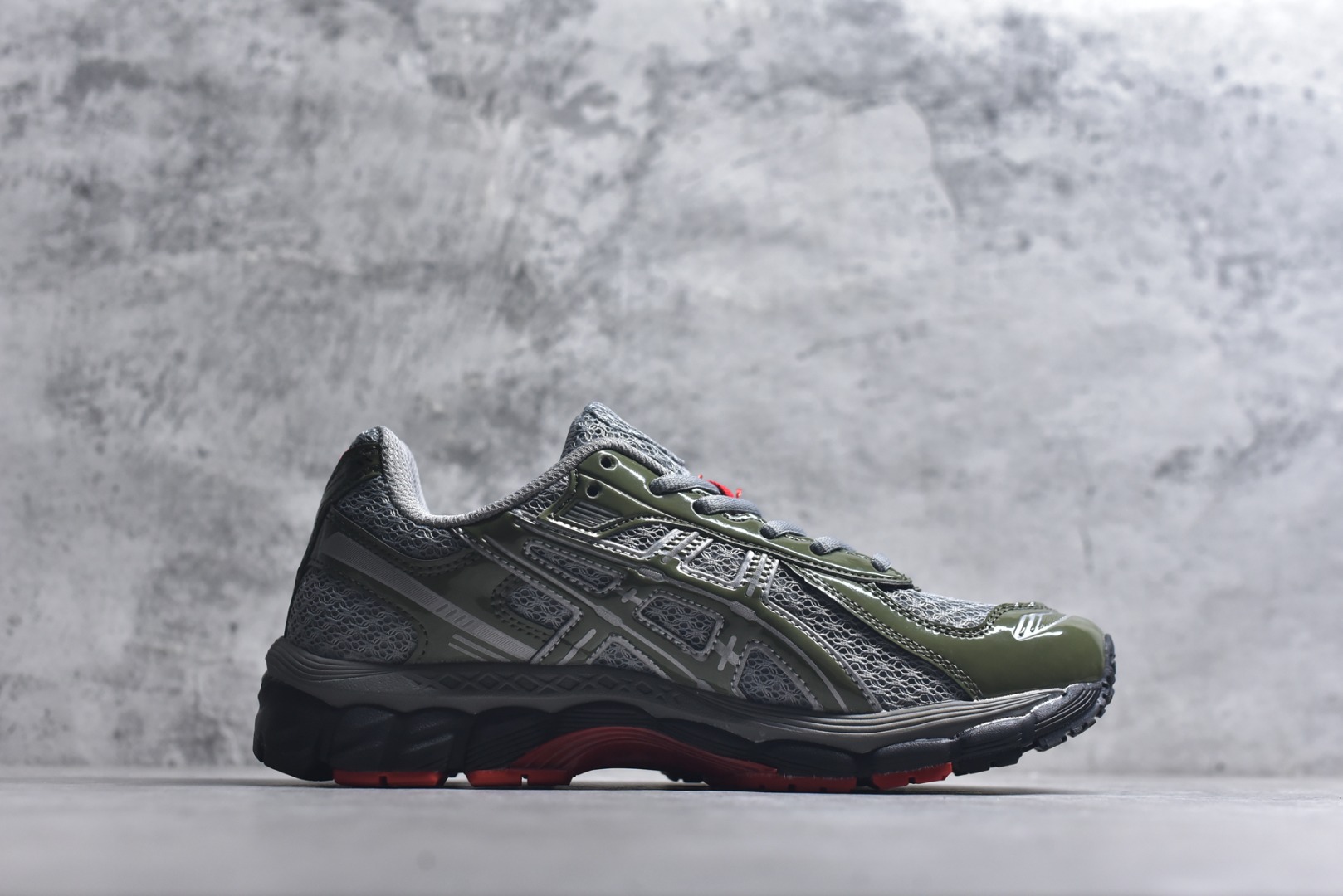 图片[3]-#Asics Gel-Kayano 12.1 亚瑟士 运动休闲透气专业跑鞋 采用工程弹性双层再生针织密度鞋面材质 后跟3D可视GEL缓震乳胶物料 升级FF BLAST PLUS全新缓震中底部位科技材质 外置高耐磨橡胶外底 稳步升级 跑出节奏 货号：1203A869-021 尺码：36-47-选品中心