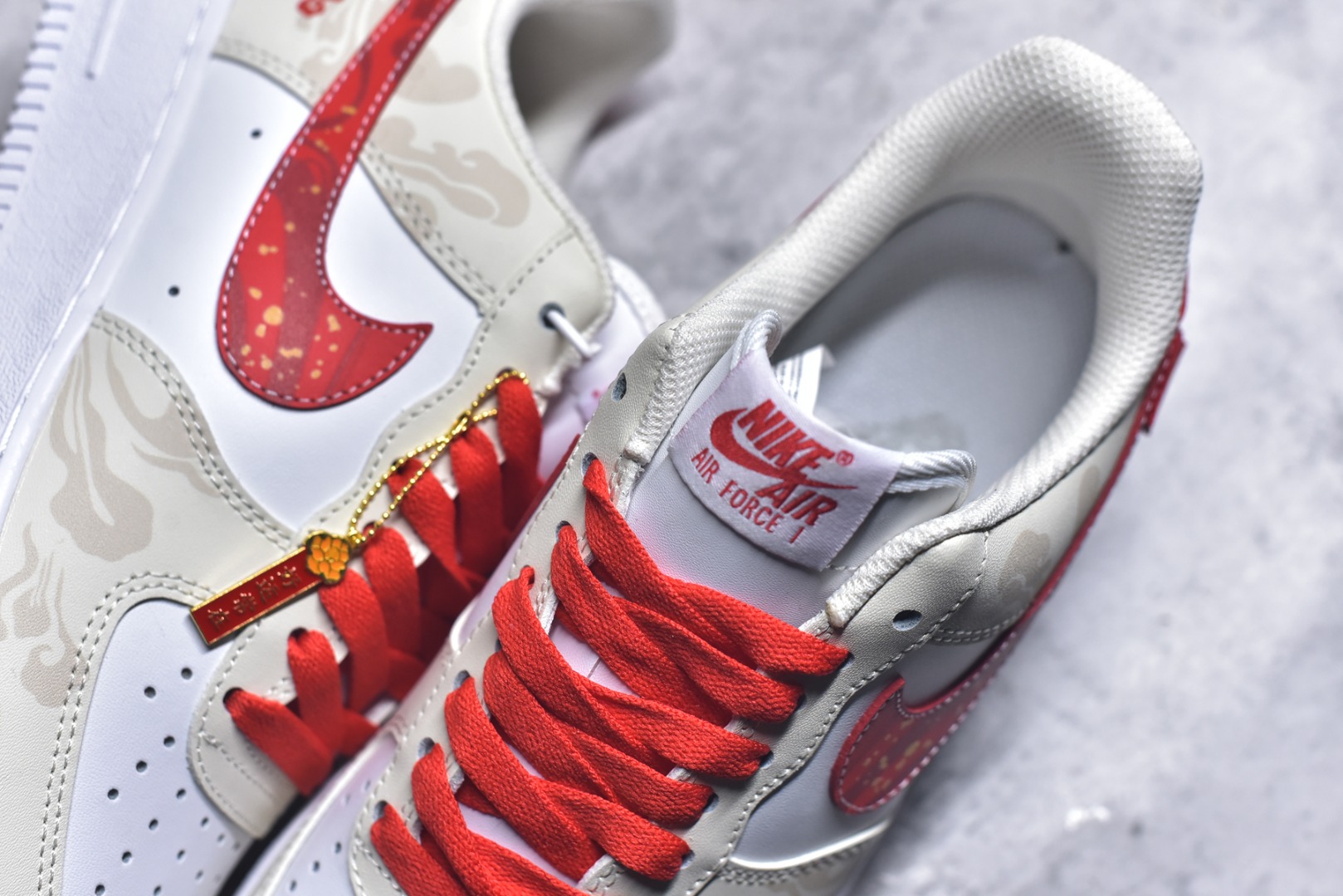 图片[9]-#官方爆款定制 二次元主题 Nike Air Force 1 Low’07马年系列 空军一号低帮休闲板鞋 定制皮料 原厂3D打印 定制鞋盒 原楦原纸板 纯正空军版型 内置全掌气垫 货号：ZH0316-169 尺码：36 36.5 37.5 38 38.5 39 40 40.5 41 42 42.5 43 44 44.5 45-选品中心