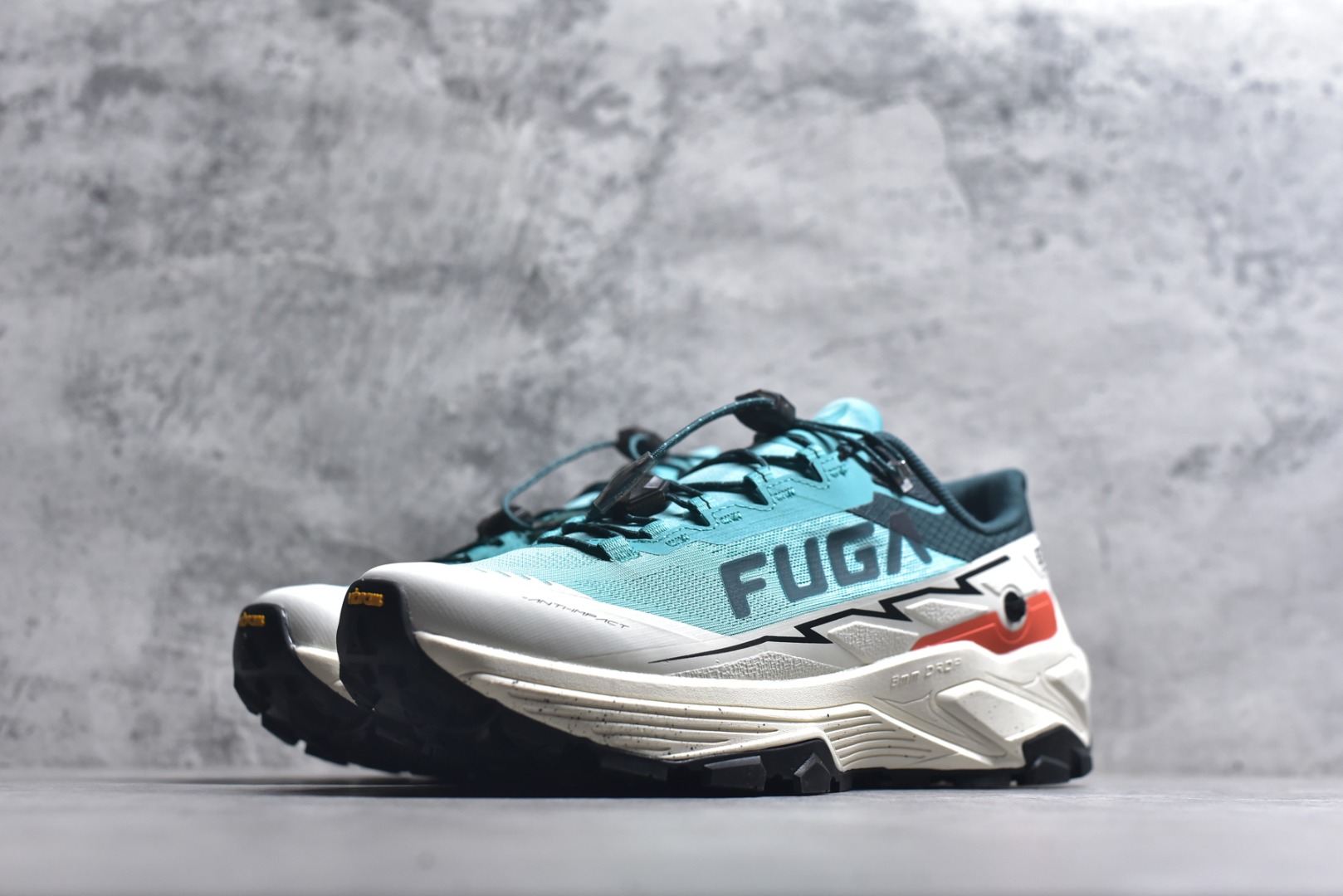 图片[2]-#凯乐石 KAILAS FUGA EX3厚底缓冲徒步跑山网布TPU减震防滑透气包裹性抗冲击轻便回弹 低帮 超强抓地力徒步跑步鞋 BOA适配系统 通过旋钮一键实现快速调节松紧 快速穿脱 YIBRAM MEGAGRIP湿地止滑大底 提供强劲抓地力 驾驭干湿路面 ECCEVAI 厚底回弹中底 缓冲回弹 泵感十足 更抓地 减少消耗-前掌加宽4% 后跟加宽15% 更缓震久跑不累-缓震回弹提升20% 更稳定 减少关节伤害-加高和梯形设计加宽 更包裹 更舒适-楦型升级 加强脚背中腰包裹性 货号：KS2513108 尺码：36 36.5 37.5 38 38.5 39 40 40.5 41 42 42.5 43 44 45-选品中心