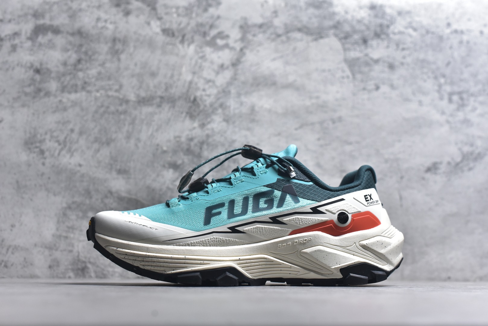 #凯乐石 KAILAS FUGA EX3厚底缓冲徒步跑山网布TPU减震防滑透气包裹性抗冲击轻便回弹 低帮 超强抓地力徒步跑步鞋 BOA适配系统 通过旋钮一键实现快速调节松紧 快速穿脱 YIBRAM MEGAGRIP湿地止滑大底 提供强劲抓地力 驾驭干湿路面 ECCEVAI 厚底回弹中底 缓冲回弹 泵感十足 更抓地 减少消耗-前掌加宽4% 后跟加宽15% 更缓震久跑不累-缓震回弹提升20% 更稳定 减少关节伤害-加高和梯形设计加宽 更包裹 更舒适-楦型升级 加强脚背中腰包裹性 货号：KS2513108 尺码：36 36.5 37.5 38 38.5 39 40 40.5 41 42 42.5 43 44 45-选品中心