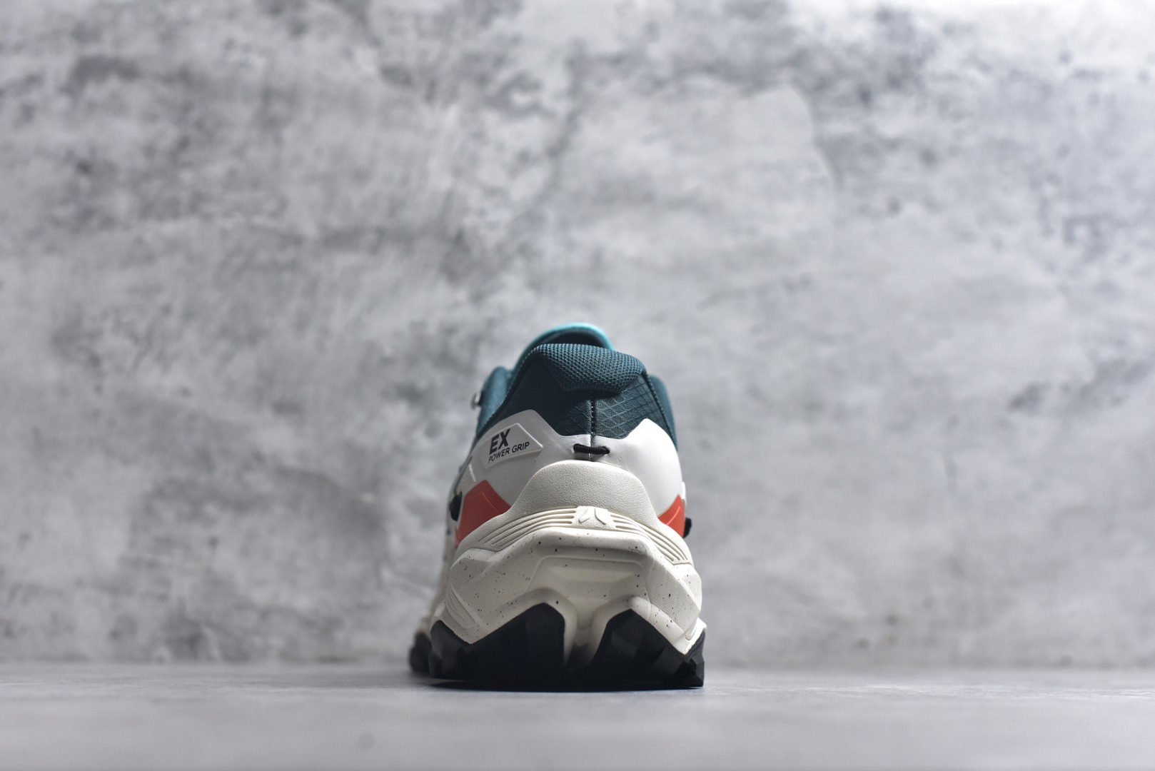 图片[5]-#凯乐石 KAILAS FUGA EX3厚底缓冲徒步跑山网布TPU减震防滑透气包裹性抗冲击轻便回弹 低帮 超强抓地力徒步跑步鞋 BOA适配系统 通过旋钮一键实现快速调节松紧 快速穿脱 YIBRAM MEGAGRIP湿地止滑大底 提供强劲抓地力 驾驭干湿路面 ECCEVAI 厚底回弹中底 缓冲回弹 泵感十足 更抓地 减少消耗-前掌加宽4% 后跟加宽15% 更缓震久跑不累-缓震回弹提升20% 更稳定 减少关节伤害-加高和梯形设计加宽 更包裹 更舒适-楦型升级 加强脚背中腰包裹性 货号：KS2513108 尺码：36 36.5 37.5 38 38.5 39 40 40.5 41 42 42.5 43 44 45-选品中心