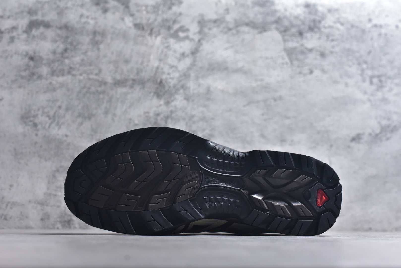 图片[6]-#Salomon XT-QUEST ADV 萨洛蒙情侣款户外机能鞋 马年限定 茶马古道 492789 全新工厂出品 升级品质 全鞋改进为原厂一致材料打造 全新修长鞋型 版型正 全新玻璃冲刀 清洁度提升 中底带数字钢印 网面与鞋头材料校对一致无色差 鞋盒同步原版牛皮纸鞋盒 鞋头处添加☯️太极标 细节多次修改校正 坚持同步原版无差别 终端优势供应 尺码：36 36.5 37.5 38 38.5 39 40 40.5 41 42 42.5 43 44 44.5 45 46-选品中心