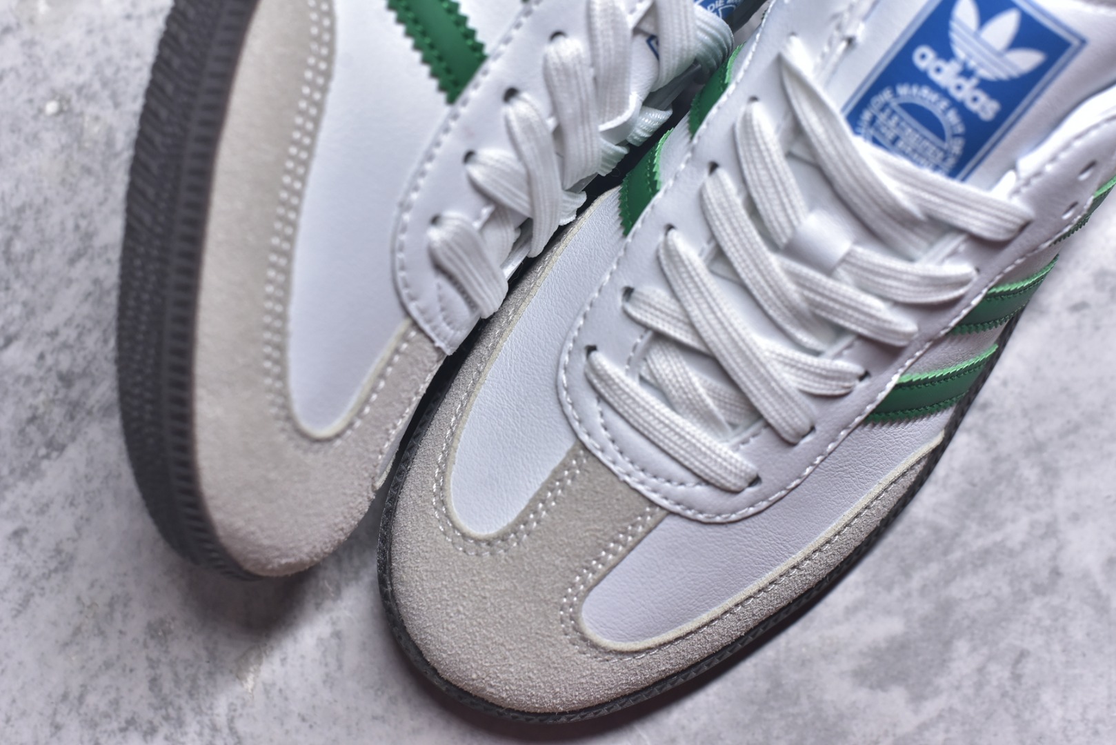 图片[8]-#AD Original Samba 复古经典轻便板鞋 IG1024 市场最高版本 正确烫金高频细节 原装纳米超迁+原装头层皮料 独家私模橡胶大底 原盒原配 这款桑巴鞋展示了高质量的工艺 带有装饰的超锁缝制和无缝的手感 柔软、柔软的皮革造型和标志性的3条纹完成了精致的外观 正规合身鞋带 鞋面上有绒面鞋垫 橡胶鞋底 享受正畸套筒软感 自50年代首次亮相以来就一直在赢得粉丝的青睐 尺码：36-45-选品中心