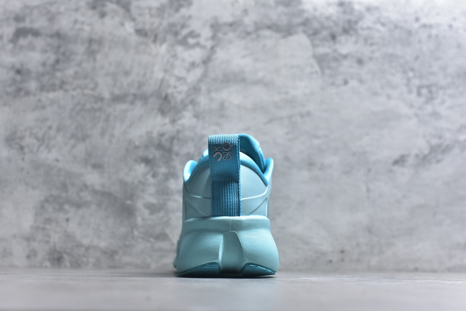 图片[5]-#LOEWE罗意威 x ON昂跑 联名款 Cloudsolo系列 •原鞋一致橡胶底 原版高弹MD 加爆米花料 •正确后跟小蛮腰 •Logo立体有光泽度 •正确鞋头饱满立体 •鞋舌TPU立体高频 •正确鞋面网布多层厚实材料 •后跟织带高频立体 织带上浆加硬 •正确鞋带头滴胶柔软 •正确鞋垫前薄后厚有弹性（欧奈斯材料，非普通海玻璃） 尺码：36 36.5 37 37.5 38 38.5 39 40 40.5 41 42 42.5 43 44 44.5 45 46（真半码）-选品中心