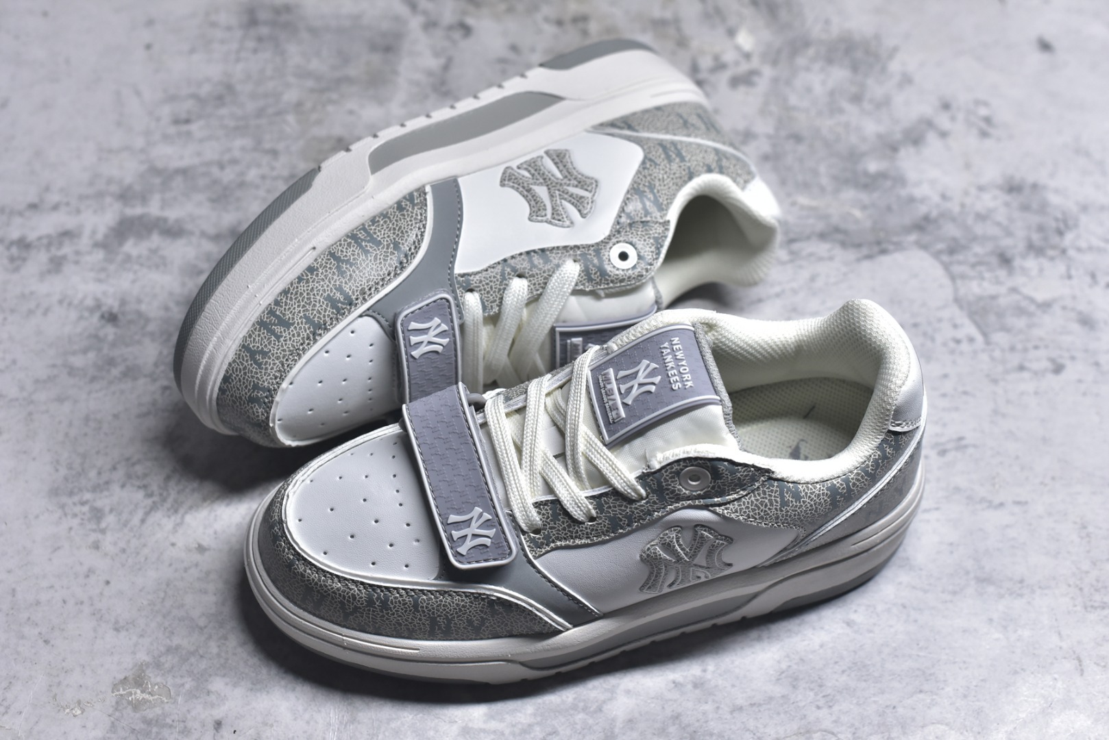 图片[7]-#MLB 灰色 3ASXP025N（GP016）50GRS 男女鞋 35-44-选品中心