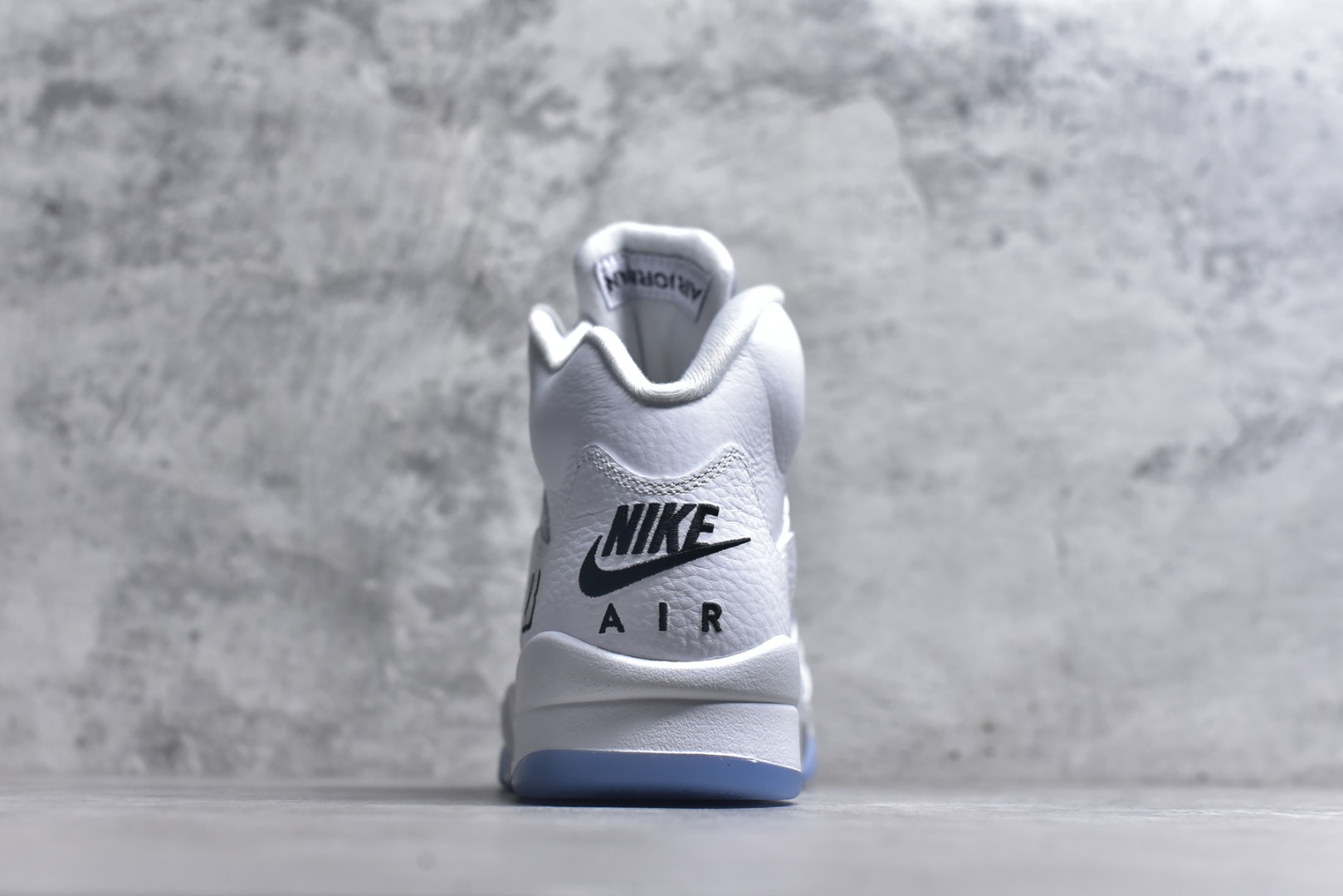 图片[5]-#Air Jordan 5 AJ5 “复刻白银” HQ7978-103 原厂材料 原厂模具 原厂楦头 市场正确版本 区分错版 国内一线大厂出品 匠心打造 原厂皮料原厂数据 全新纸板 模具打造 外贸 平台高端零售专供品质 品质毋庸置疑 一眼正品既视感 细节均已解码 尺码：40 40.5 41 42 42.5 43 44 44.5 45 46 47.5 48.5-选品中心