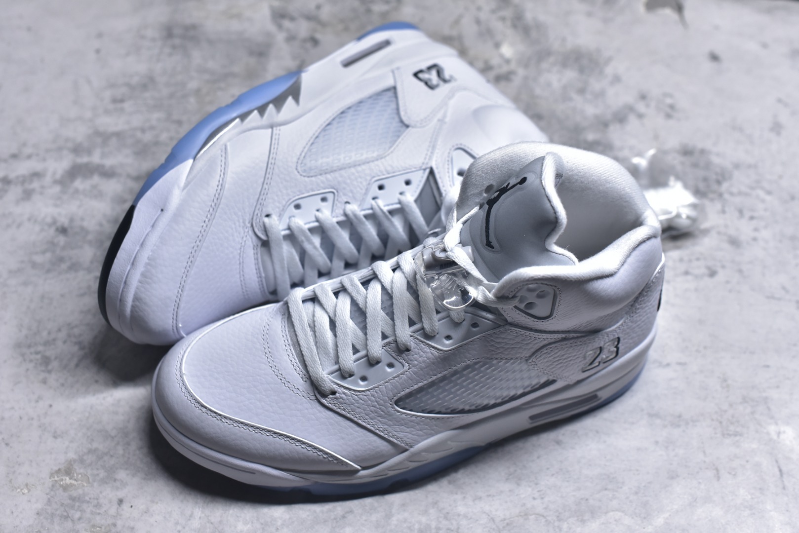 图片[7]-#Air Jordan 5 AJ5 “复刻白银” HQ7978-103 原厂材料 原厂模具 原厂楦头 市场正确版本 区分错版 国内一线大厂出品 匠心打造 原厂皮料原厂数据 全新纸板 模具打造 外贸 平台高端零售专供品质 品质毋庸置疑 一眼正品既视感 细节均已解码 尺码：40 40.5 41 42 42.5 43 44 44.5 45 46 47.5 48.5-选品中心