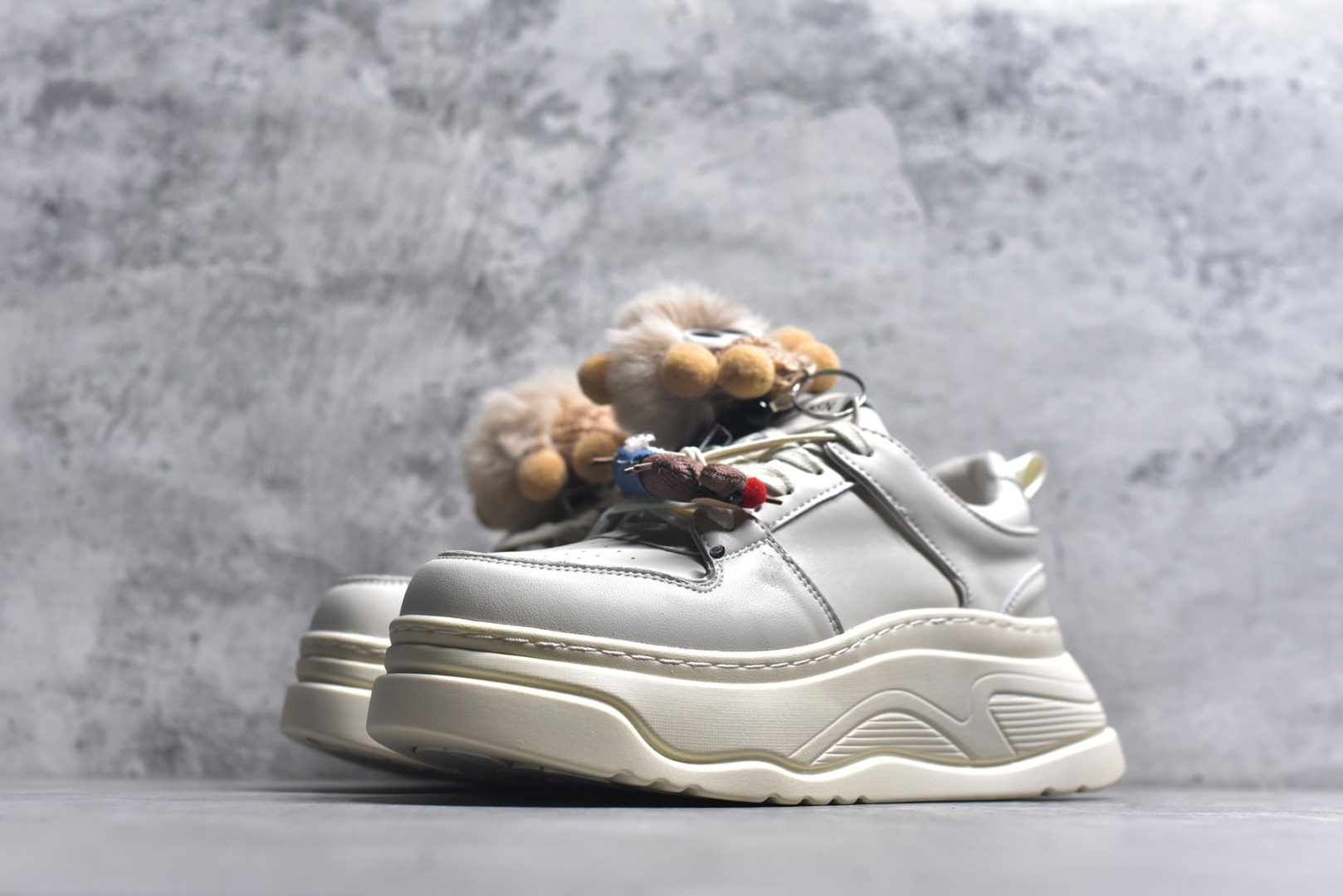 图片[2]-#GG-CC GG-CC Chunky Low 厚底增高运动老爹鞋 广东大厂出品 2024夏季透气网面老爹鞋系列 时髦look轻松定格 不费力展现率性氛围 酷帅机能风不规则设计 7cm增高厚底 大长腿既视感轻松拿捏 货号： G25X4475B 尺码：35 36 37 38 39 40-选品中心