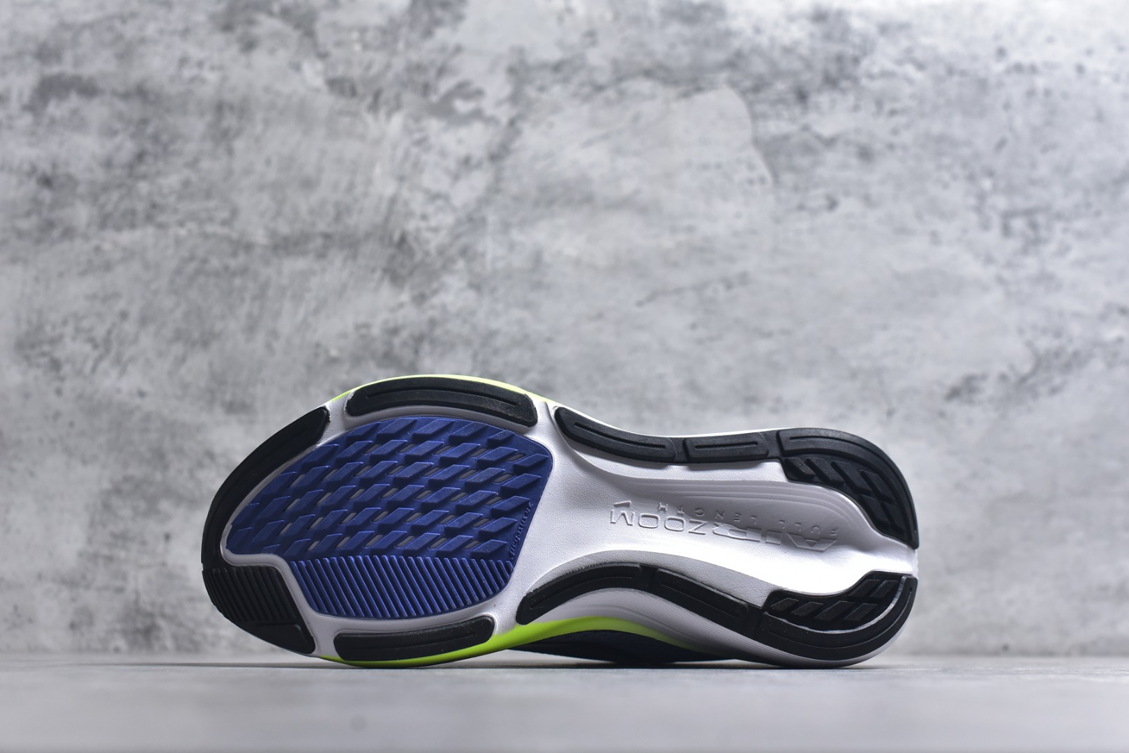 图片[6]-#AIR ZOOM PEGASUS 42代 登月休闲运动跑鞋 兼顾迅疾外观和稳固脚感 后跟覆面和中足动态支撑巧妙融合 缔造稳定顺畅的迈步体验 货号：IH2306-501 尺码：36-45-选品中心