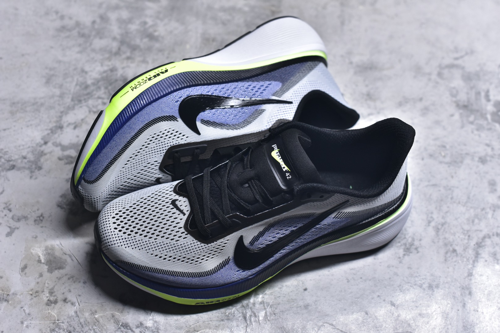 图片[7]-#AIR ZOOM PEGASUS 42代 登月休闲运动跑鞋 兼顾迅疾外观和稳固脚感 后跟覆面和中足动态支撑巧妙融合 缔造稳定顺畅的迈步体验 货号：IH2306-501 尺码：36-45-选品中心