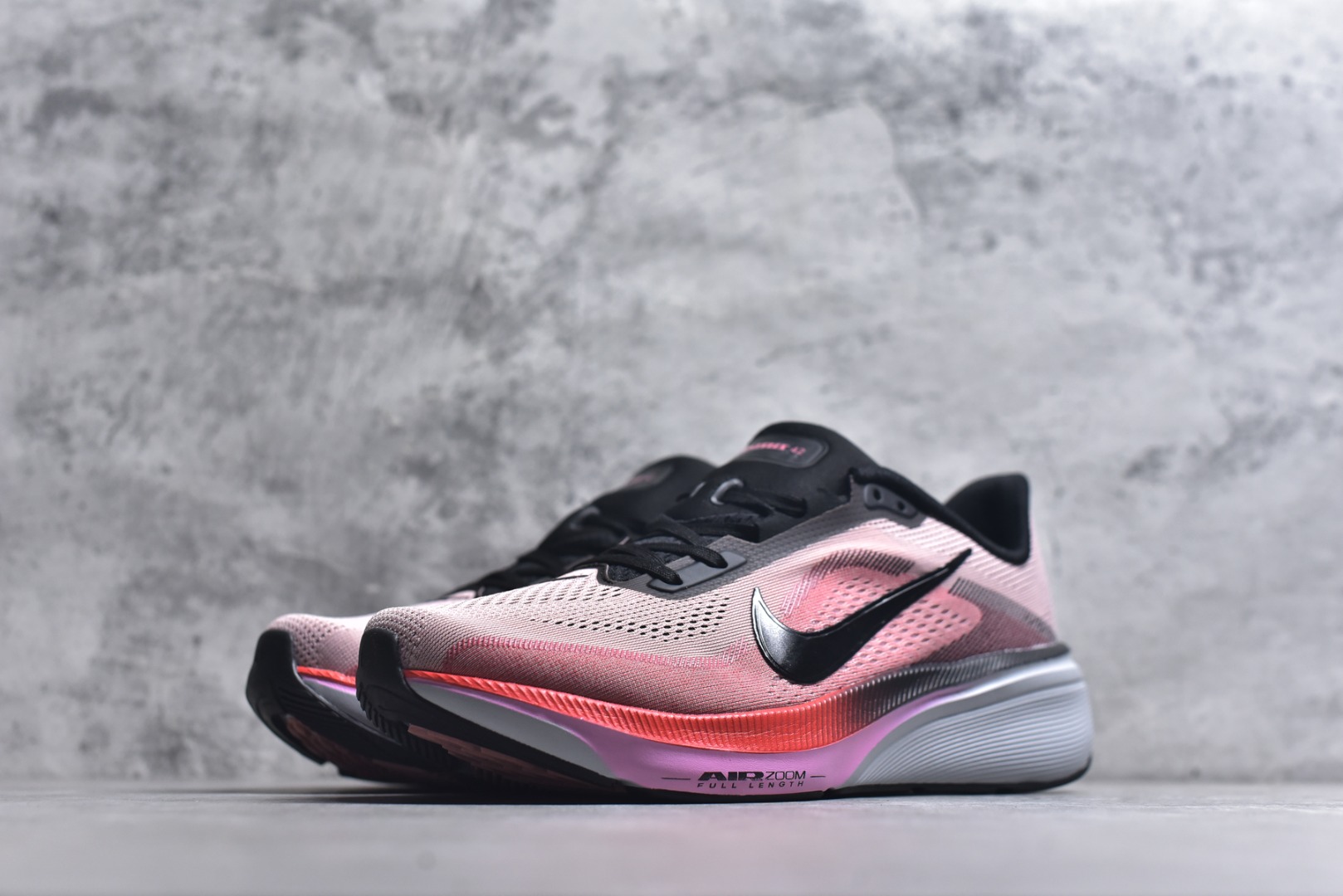 图片[2]-#AIR ZOOM PEGASUS 42代 登月休闲运动跑鞋 兼顾迅疾外观和稳固脚感 后跟覆面和中足动态支撑巧妙融合 缔造稳定顺畅的迈步体验 货号：IB1873-802 尺码：36-45-选品中心