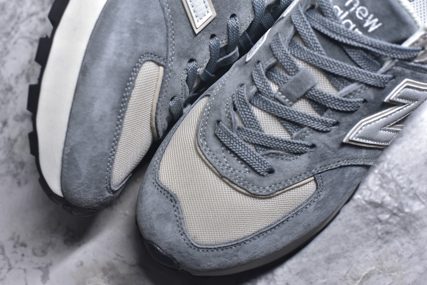 图片[8]-#New Balance NB 574棕蓝色 复古运动跑步鞋 采用猪巴革组合网织物鞋面材质 全新4层组合独立私模大底 货号：U574LGRG 尺码：36 36.5 37.5 38 38.5 39 40 40.5 41.5 42 42.5 43 44 45-选品中心