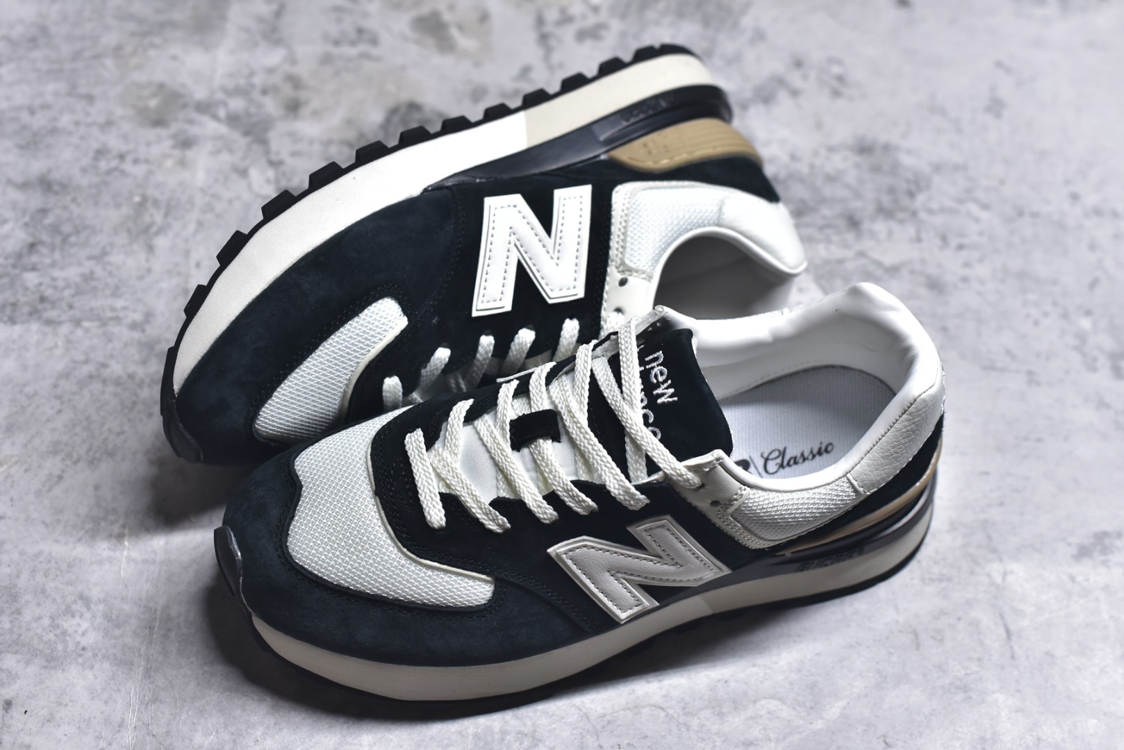 图片[7]-#New Balance NB 574黑白色 复古运动跑步鞋 采用猪巴革组合网织物鞋面材质 全新4层组合独立私模大底 货号：U574LGRA 尺码：36 36.5 37.5 38 38.5 39 40 40.5 41.5 42 42.5 43 44 45-选品中心