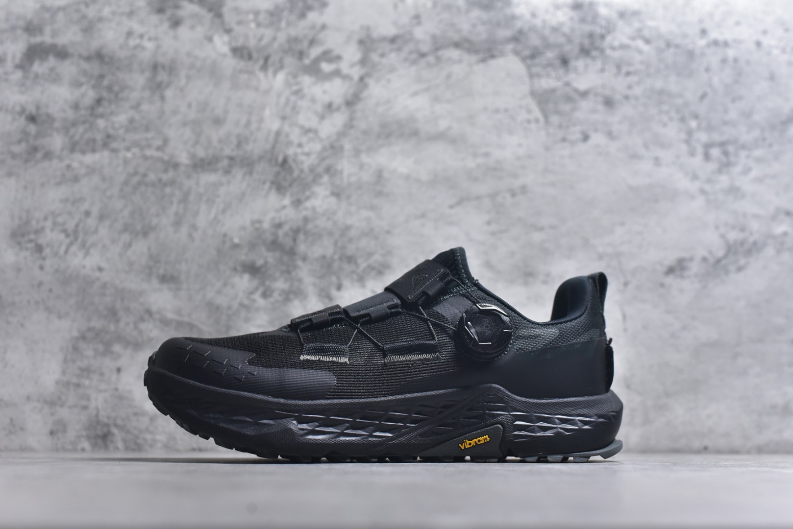 #Altra奥创 TIMP 5 BOA舒适百搭耐磨防水透气 低帮越野跑步鞋 货号：AL0A85S5-990 尺码： 39-46-选品中心