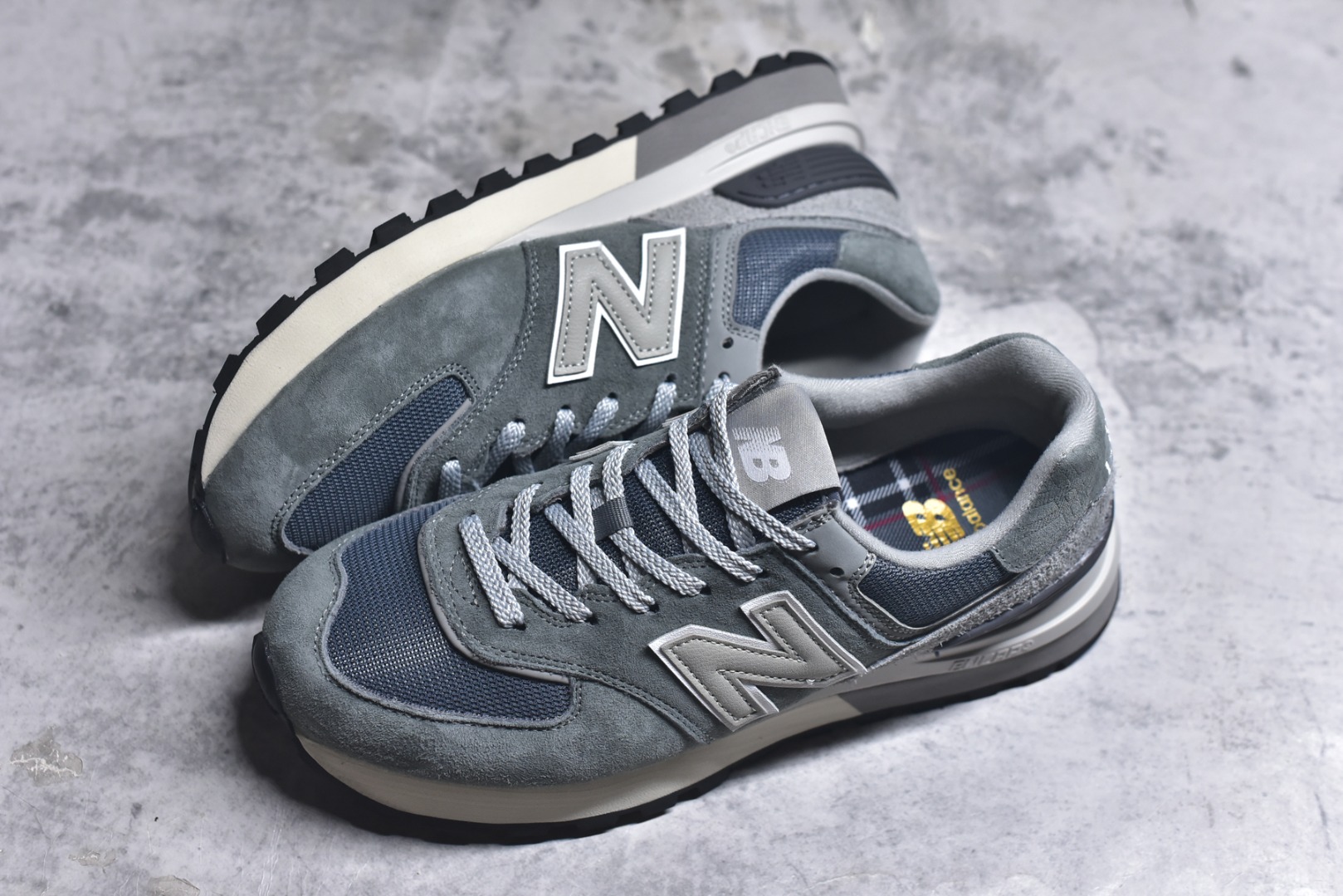 图片[7]-#New Balance NB 574 复古运动跑步鞋 采用猪巴革组合网织物鞋面材质 全新4层组合独立私模大底 货号：U574LGHX 尺码：36 36.5 37.5 38 38.5 39 40 40.5 41.5 42 42.5 43 44 45-选品中心