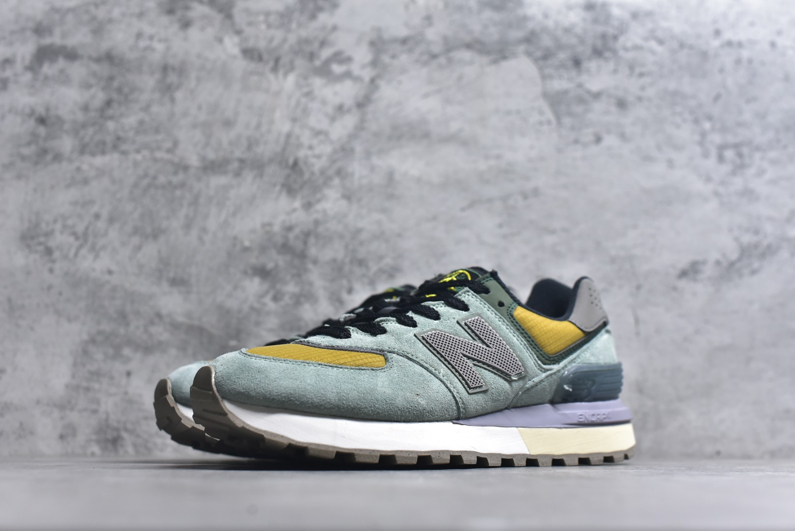 图片[2]-#New Balance NB 574 x 石头岛 复古运动跑步鞋 采用猪巴革组合网织物鞋面材质 全新4层组合独立私模大底 货号：U574LGTN 尺码：36 36.5 37.5 38 38.5 39 40 40.5 41.5 42 42.5 43 44 45-选品中心