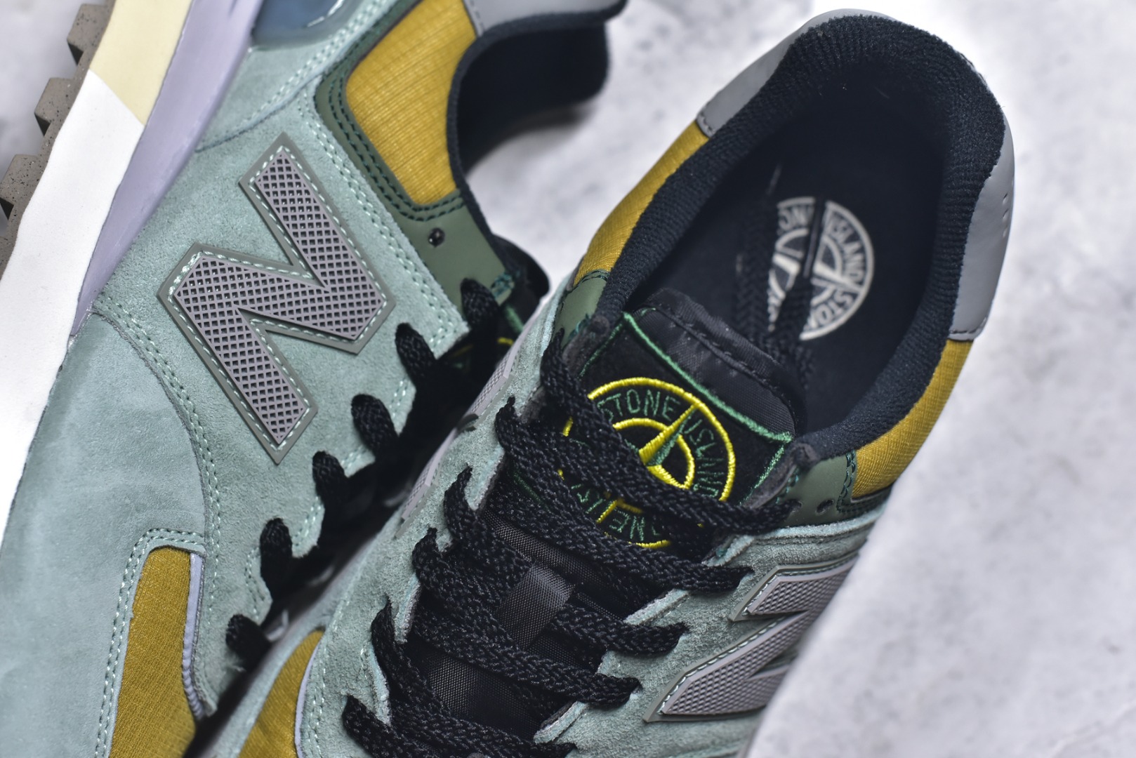 图片[9]-#New Balance NB 574 x 石头岛 复古运动跑步鞋 采用猪巴革组合网织物鞋面材质 全新4层组合独立私模大底 货号：U574LGTN 尺码：36 36.5 37.5 38 38.5 39 40 40.5 41.5 42 42.5 43 44 45-选品中心